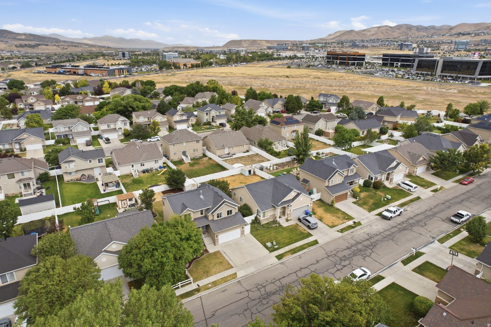 POINTE MEADOWS PHASE VIII - Residential