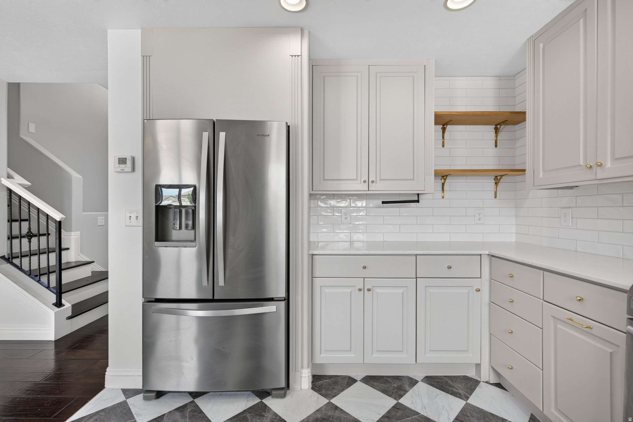 POINTE MEADOWS PHASE VIII - Residential