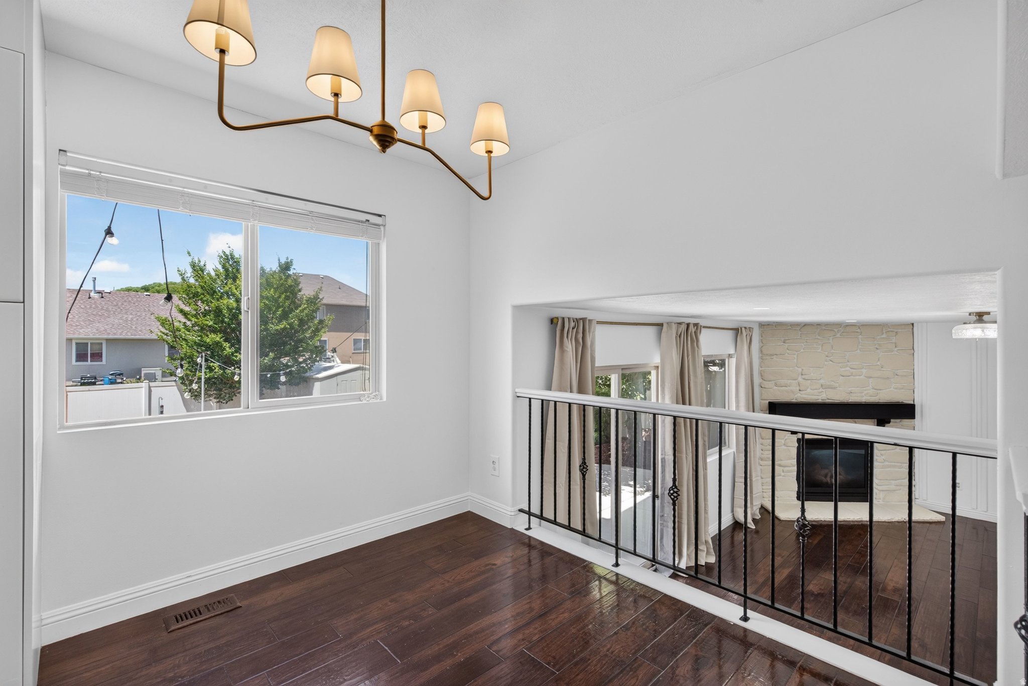 POINTE MEADOWS PHASE VIII - Residential