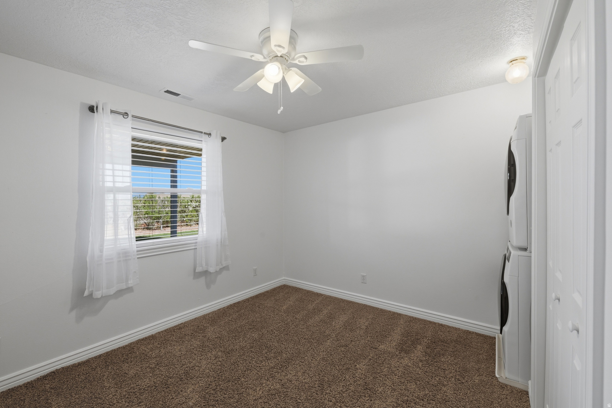MAJESTIC VIEW 1 - Residential