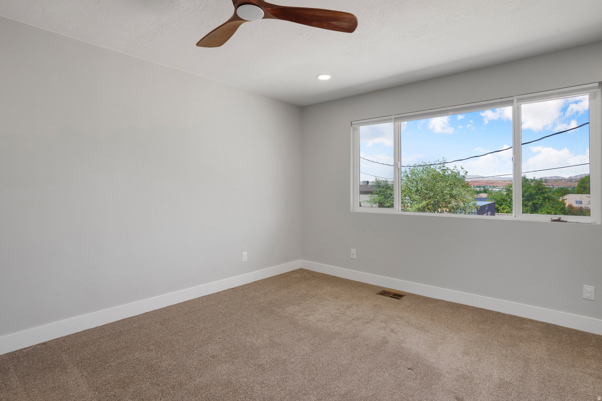 ORCHARD SPRINGS - Residential