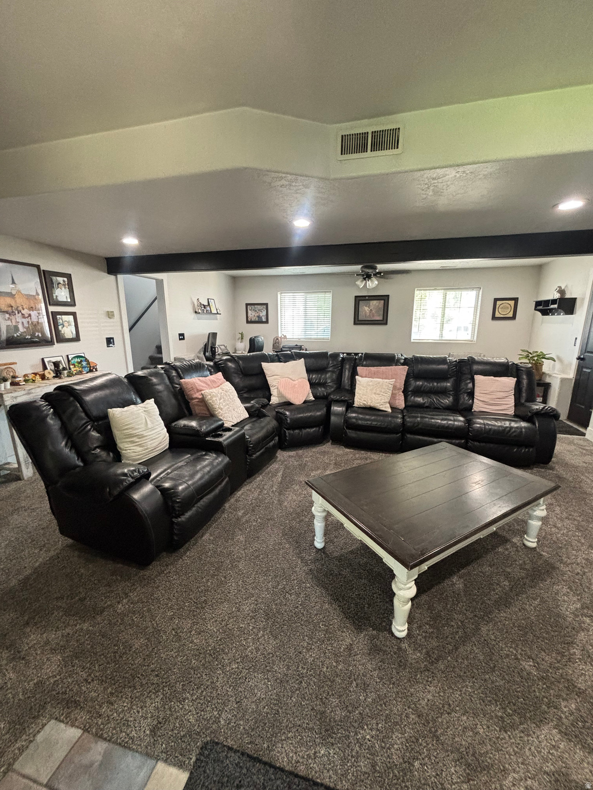 COUNTRY ESTATES - Residential