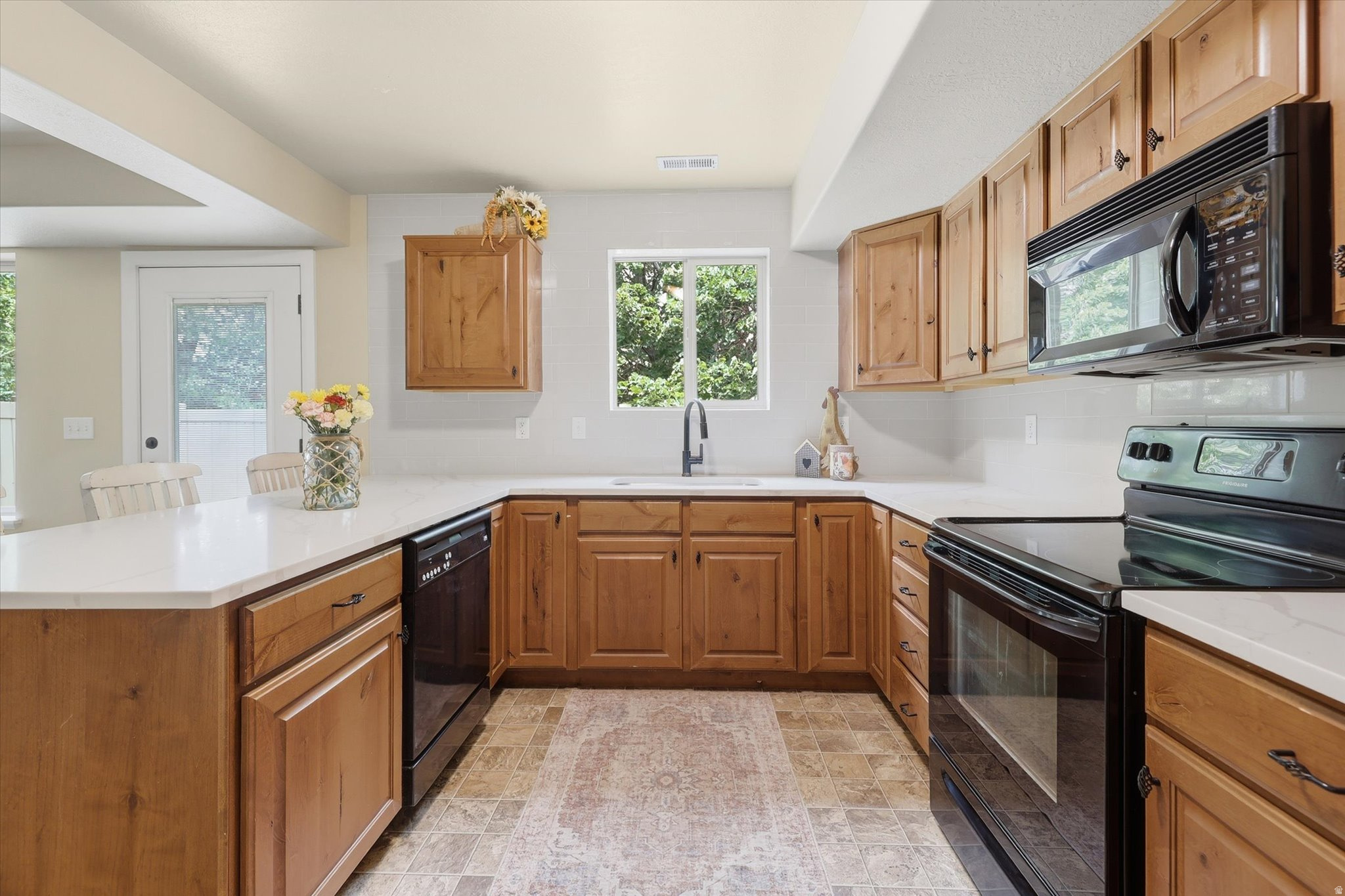 CANYON VIEW - Residential