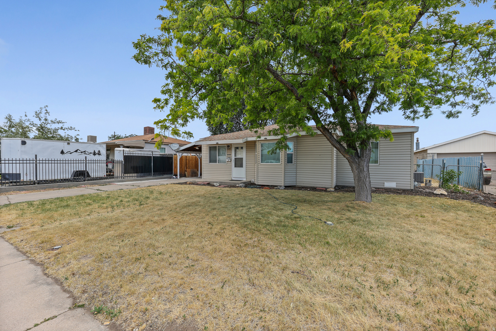 HOFFMAN HEIGHTS - Residential
