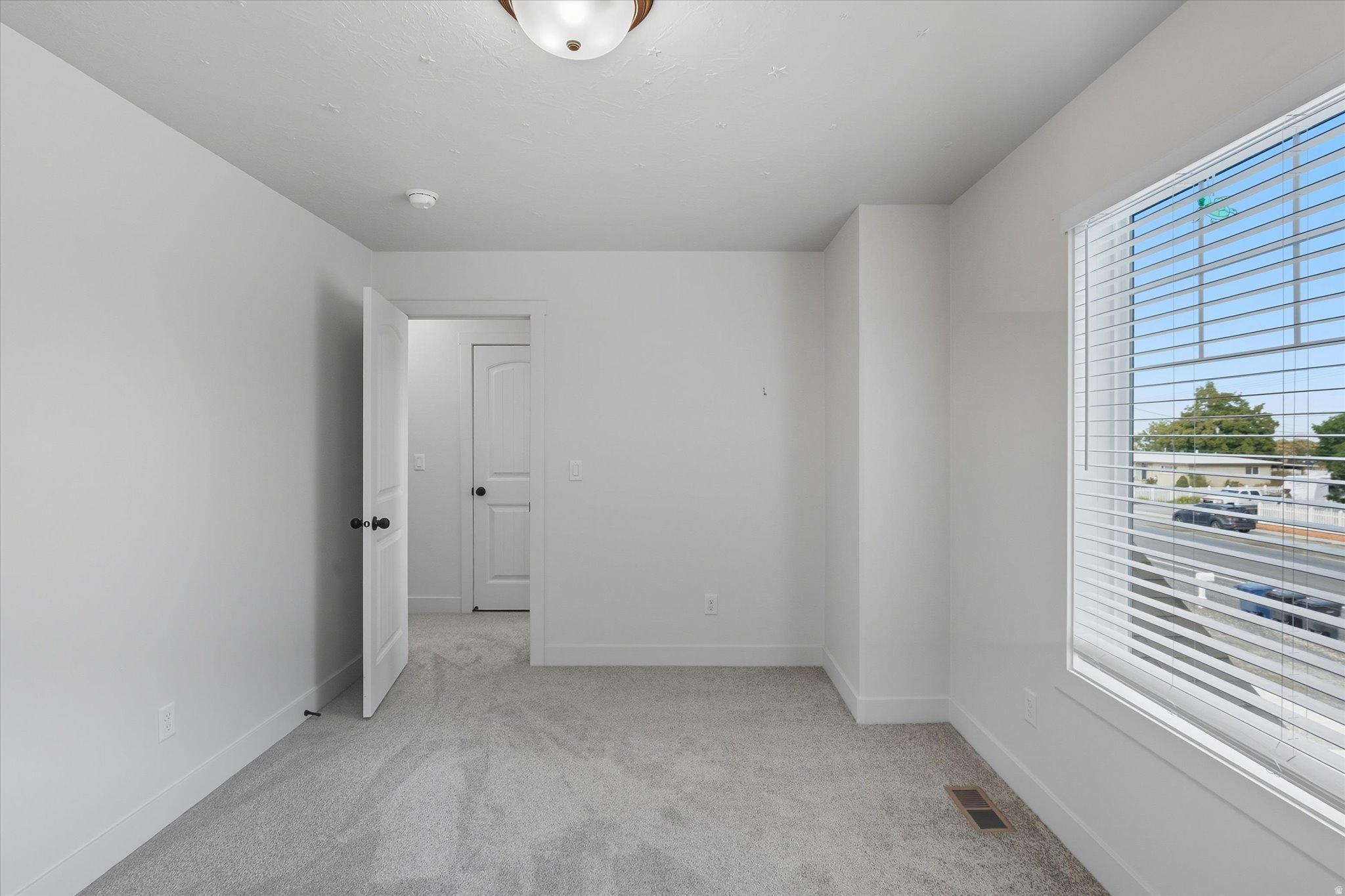 LYNN LINDLEY MINI SUBDIVISION - Residential