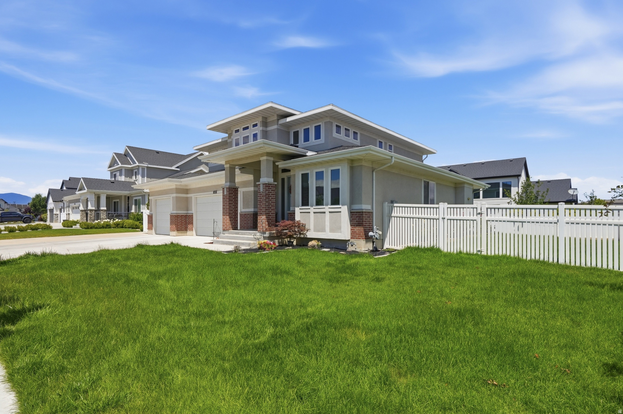 MURRAY COVE 327 - Residential