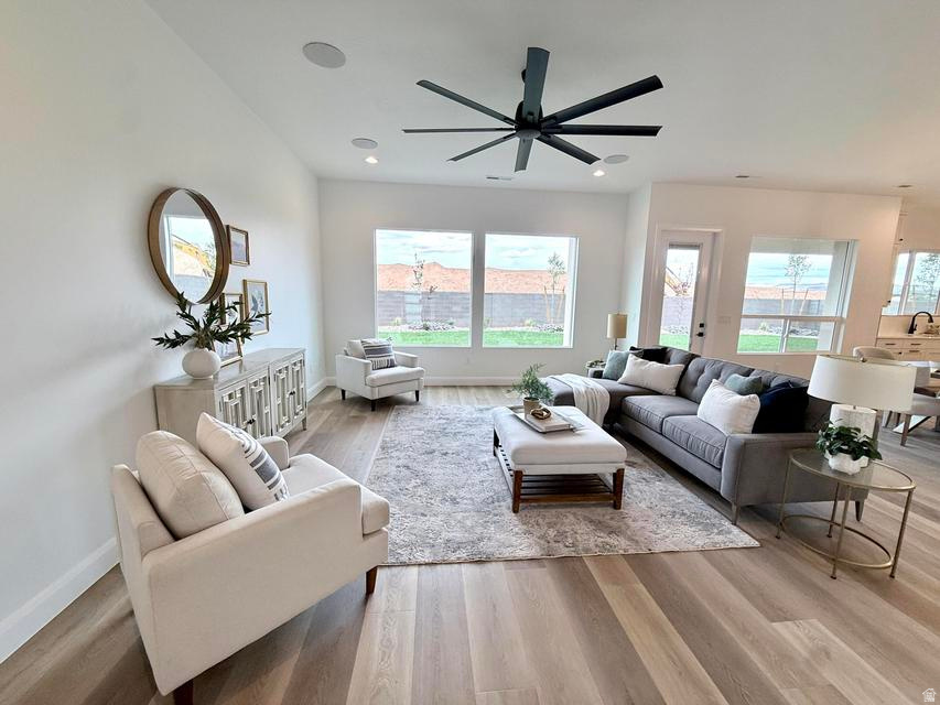 FRANKLIN FIELDS - Residential