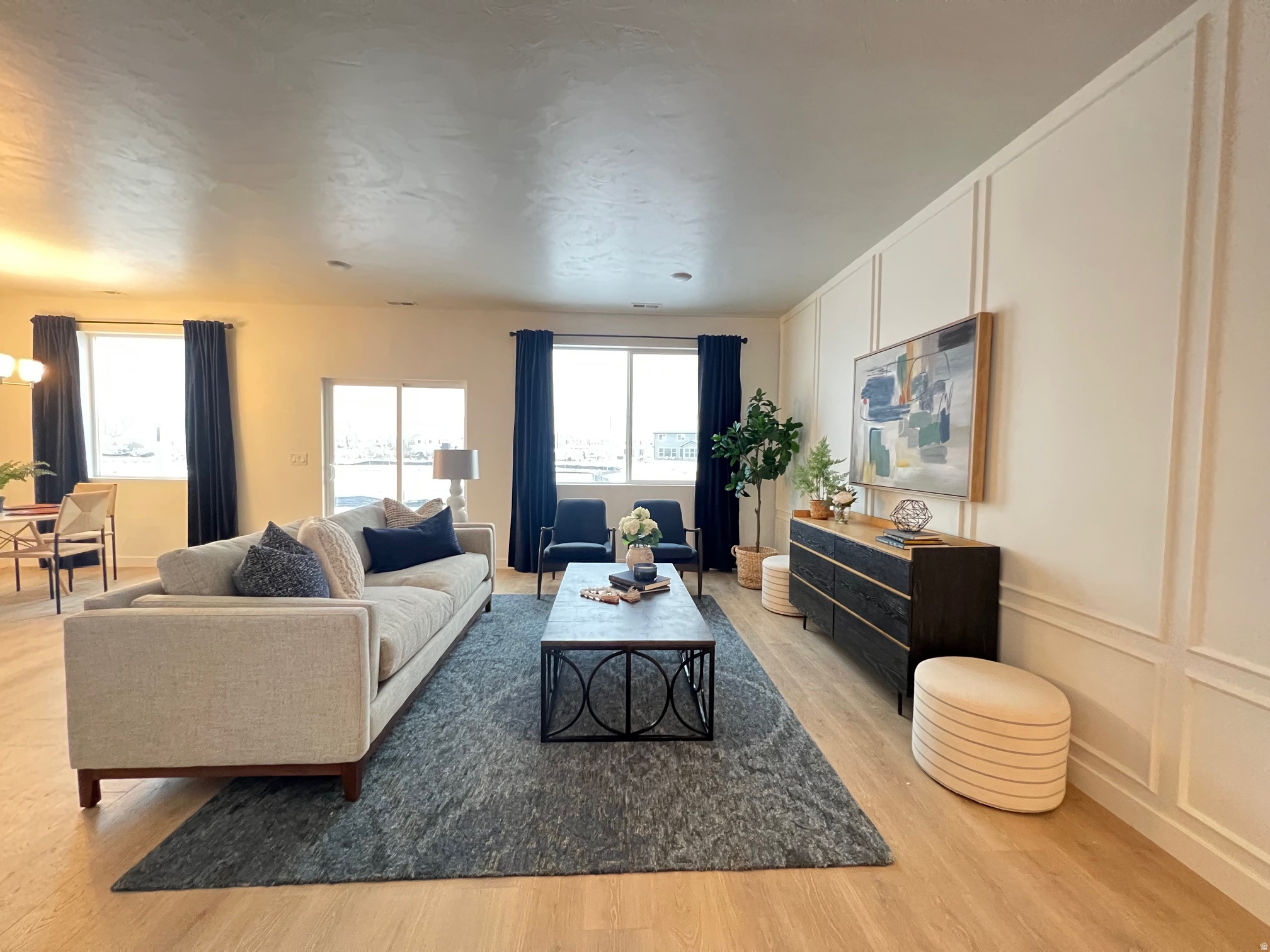 HAVEN OAKS - Residential