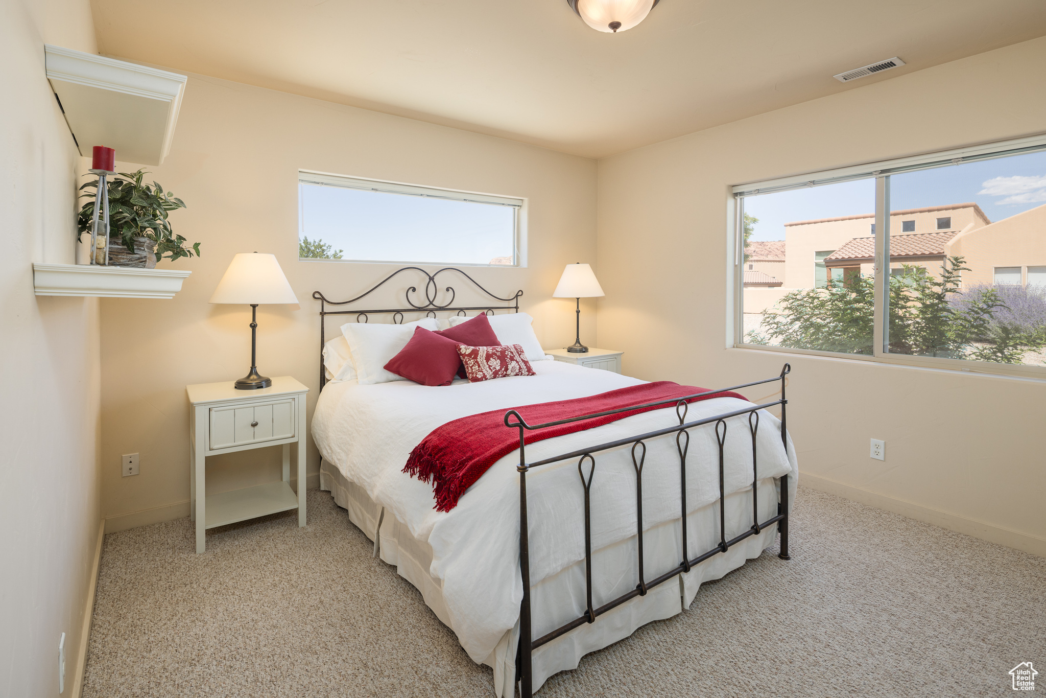 RIM VILLAGE TONWHOMES - Residential