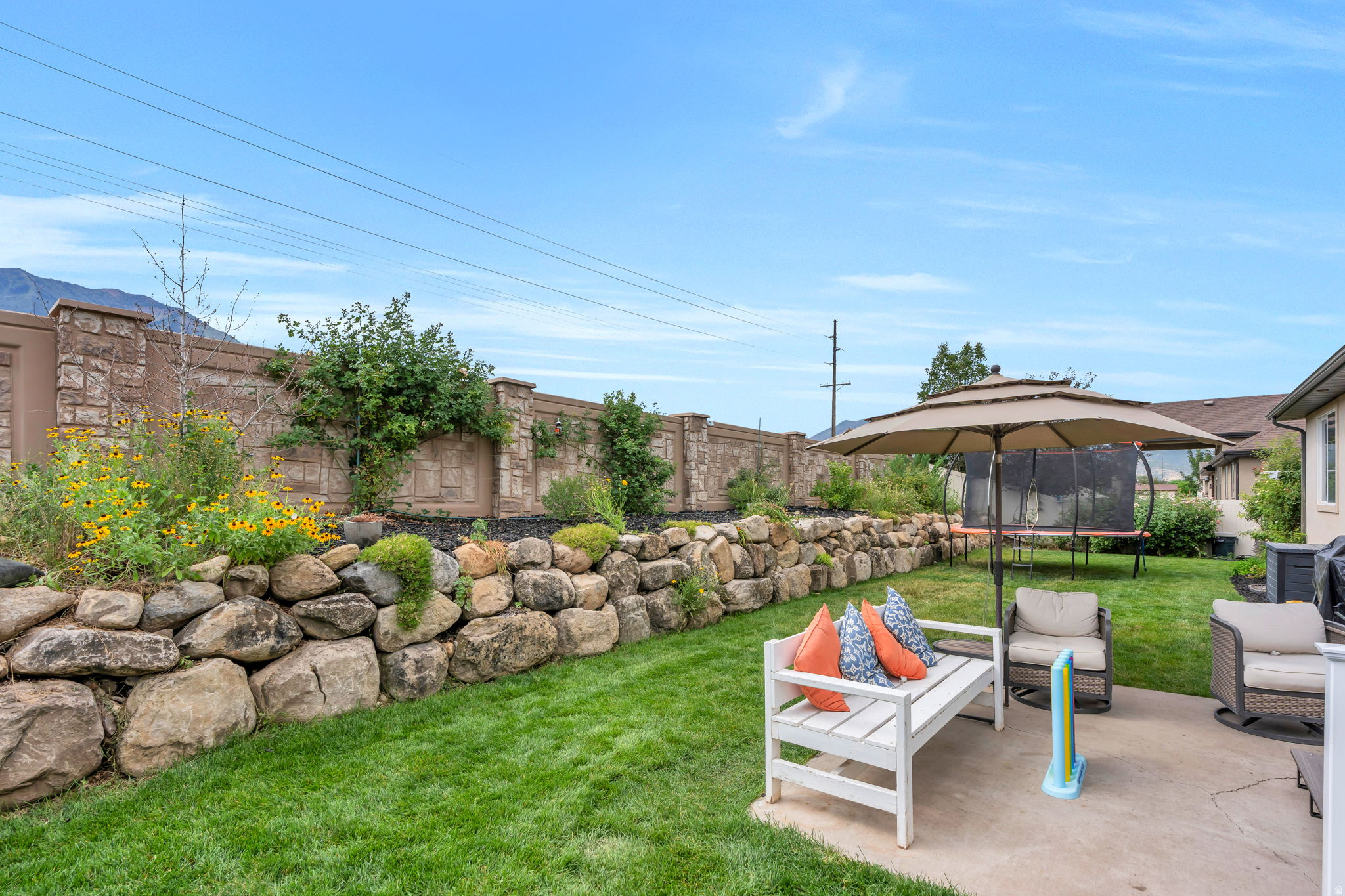 MOUNT LOAFER VIEW - Residential