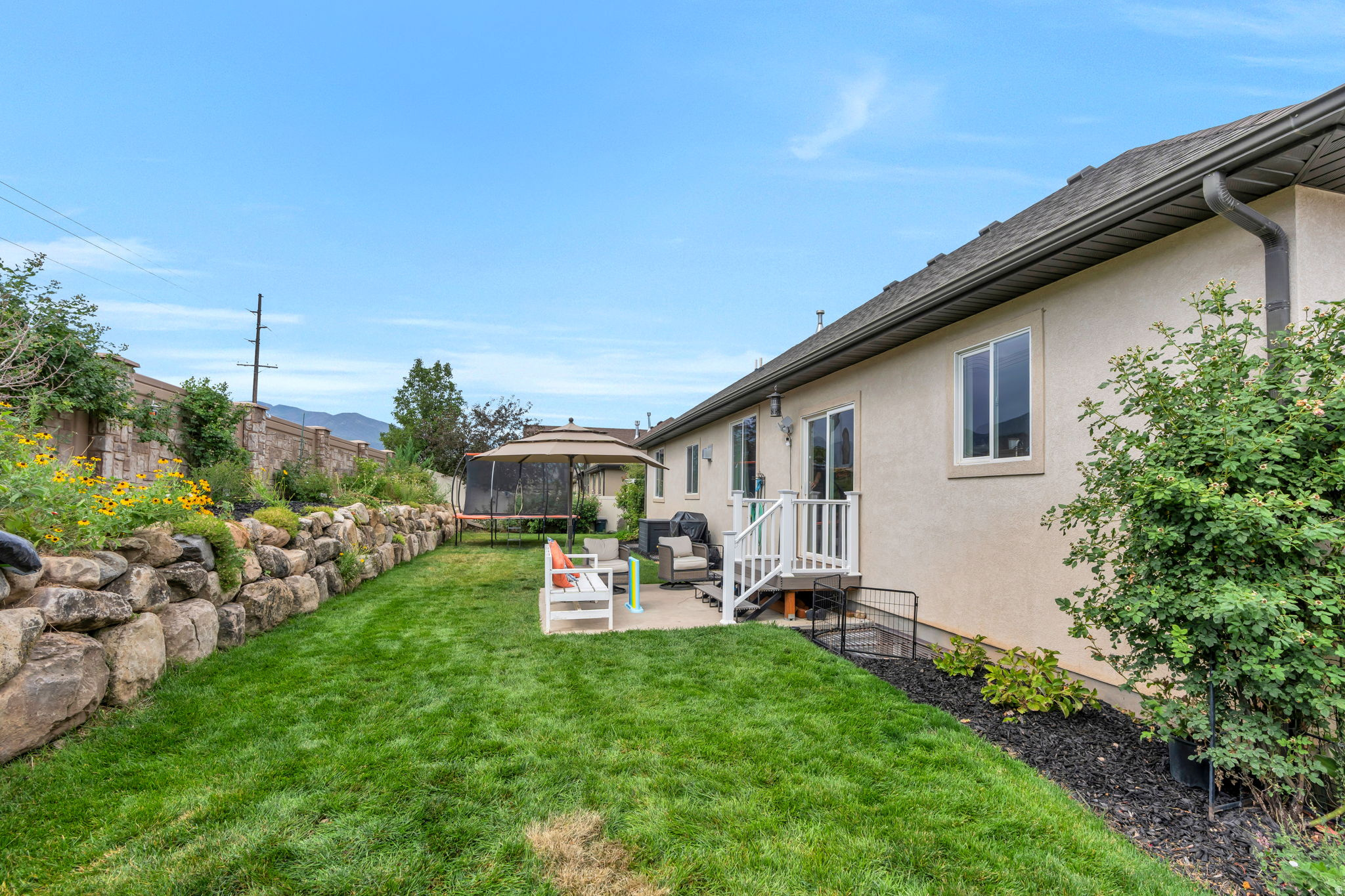 MOUNT LOAFER VIEW - Residential