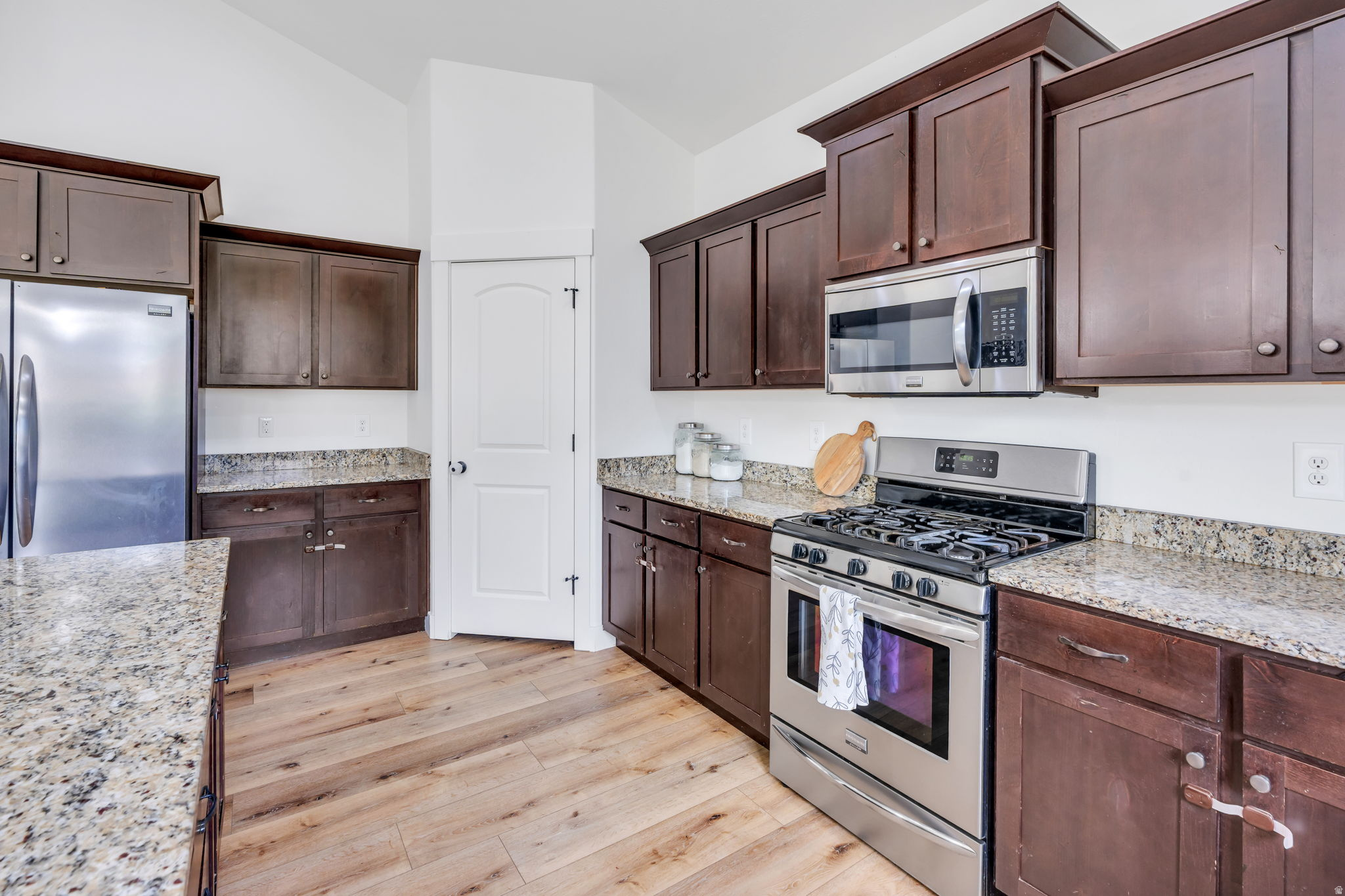 MOUNT LOAFER VIEW - Residential