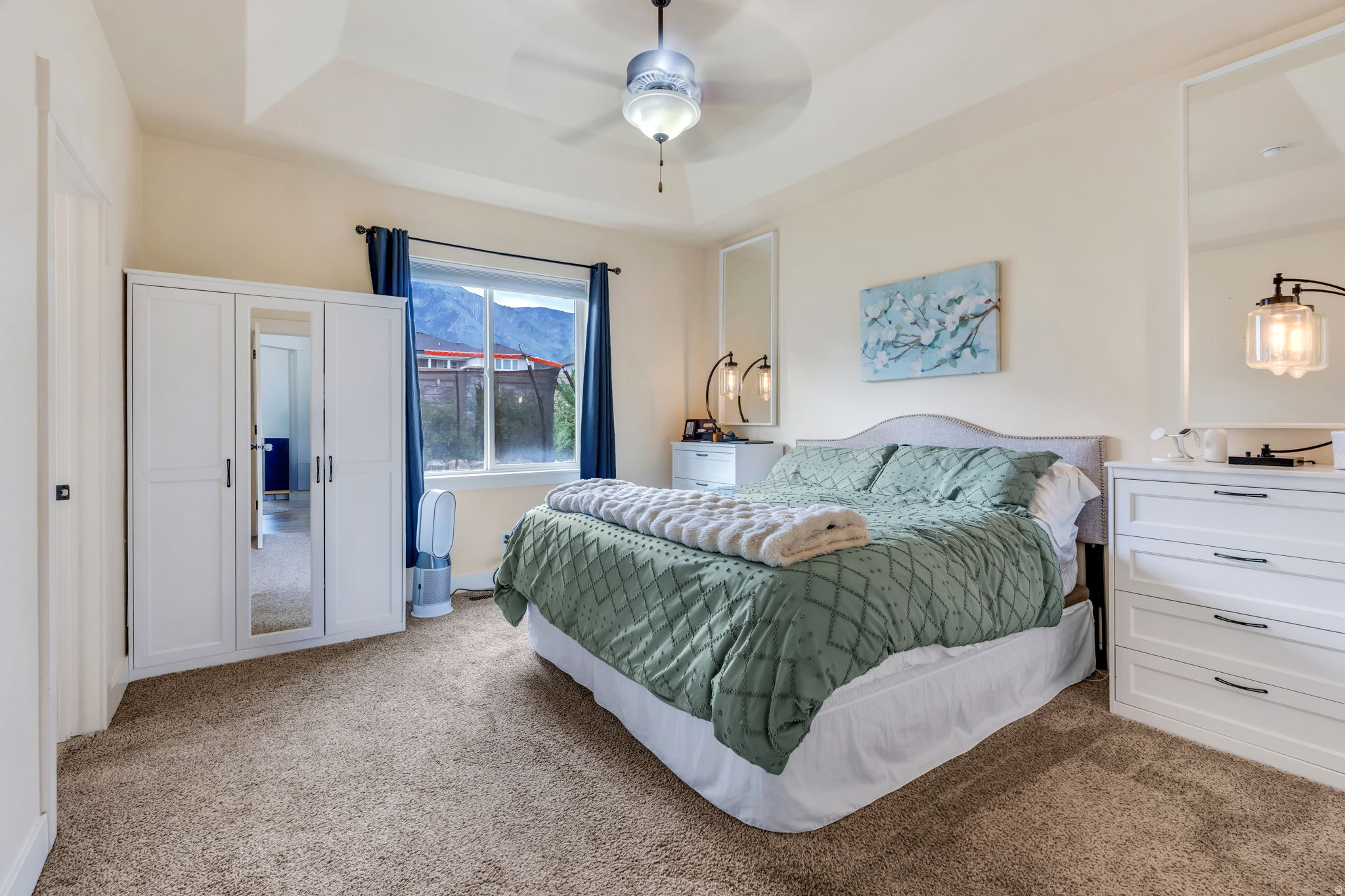 MOUNT LOAFER VIEW - Residential