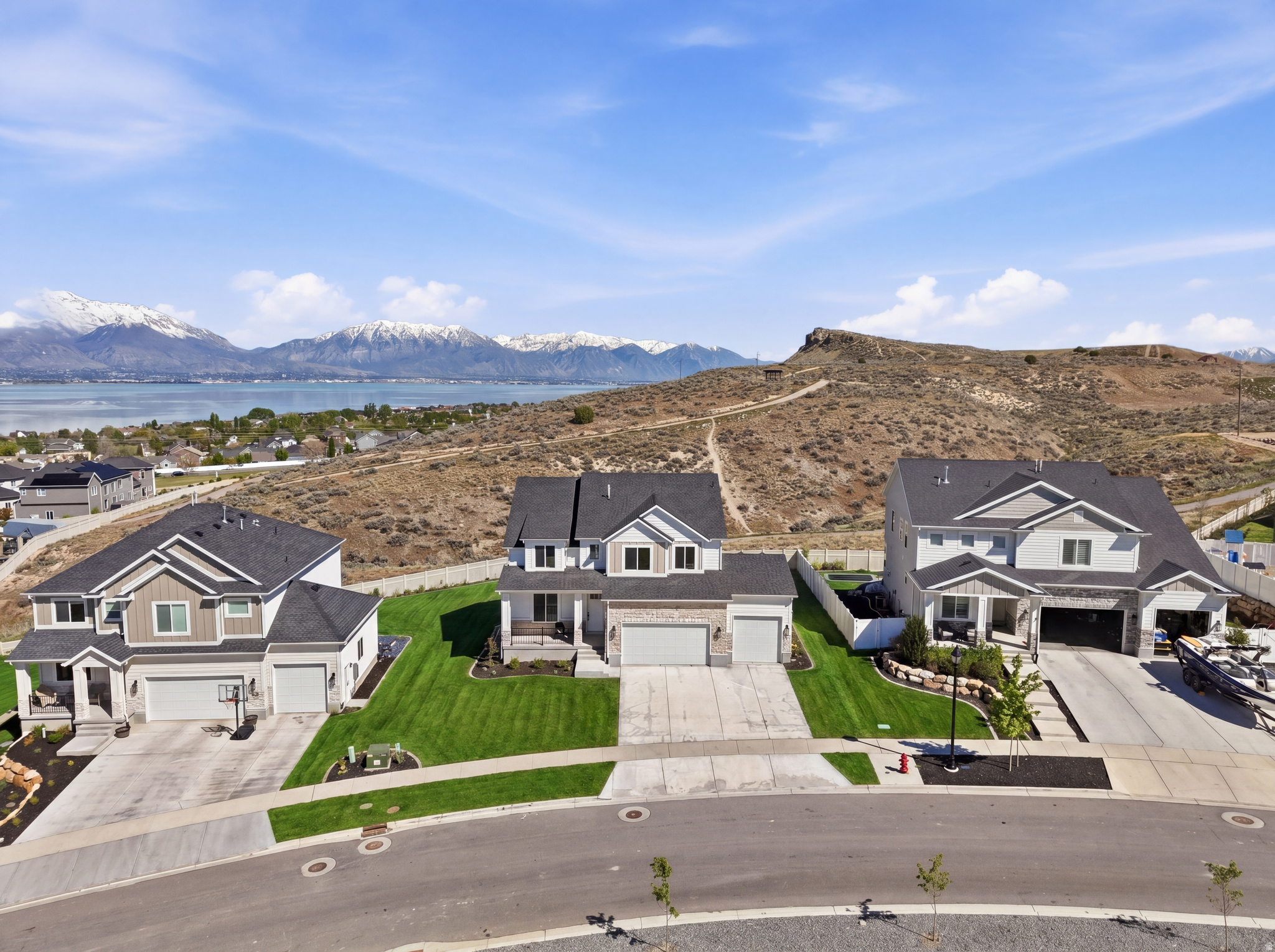 SARATOGA HILLS - Residential