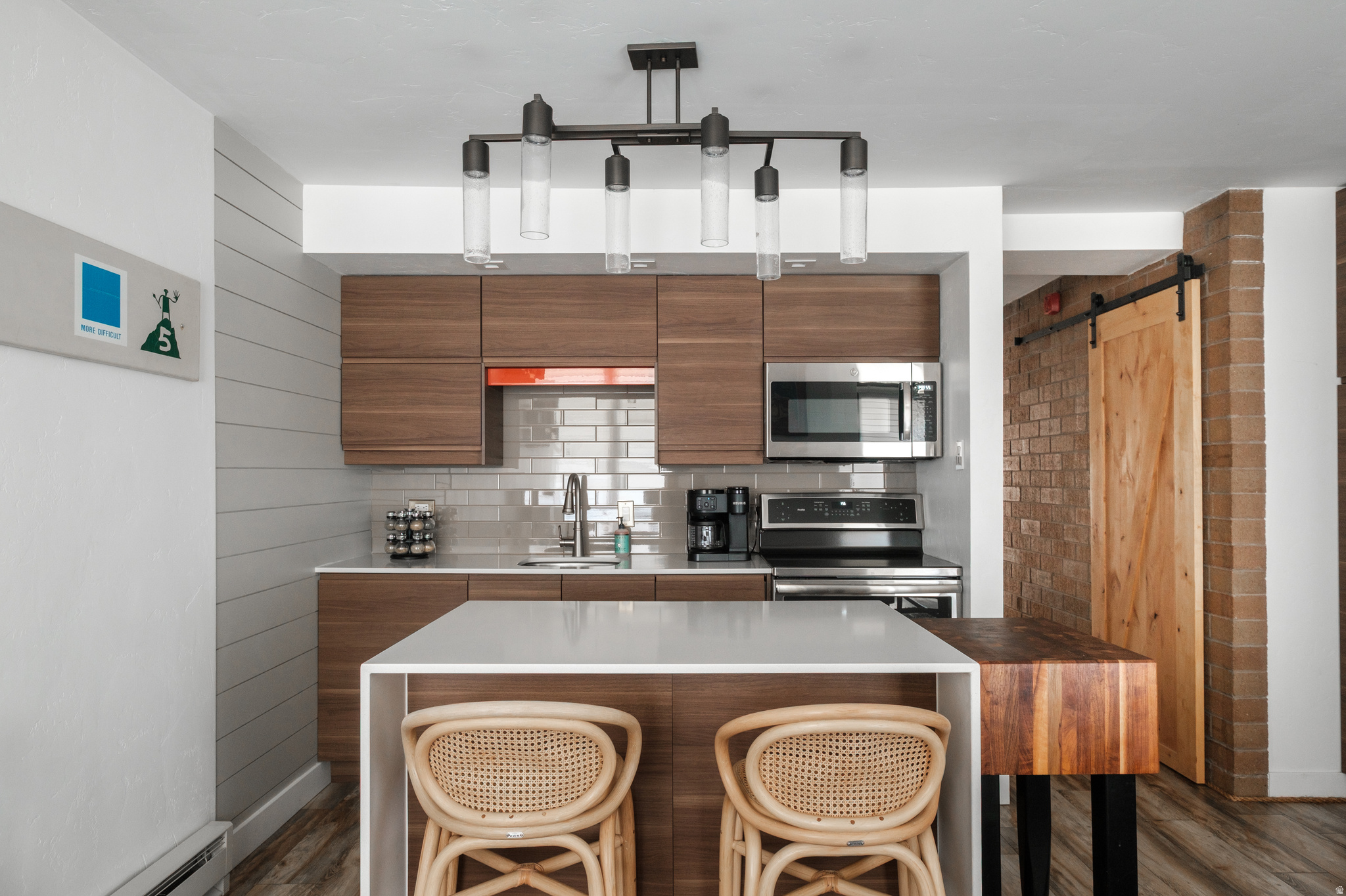 PARK AVENUE CONDOMINIUMS - Residential