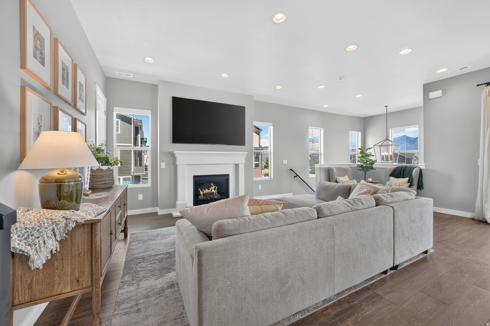 HOLBROOK - Residential
