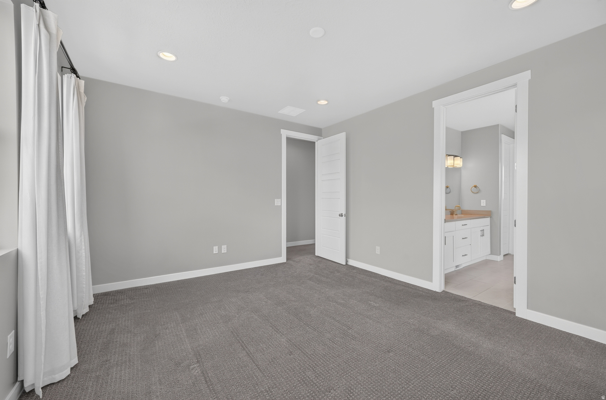HOLBROOK - Residential