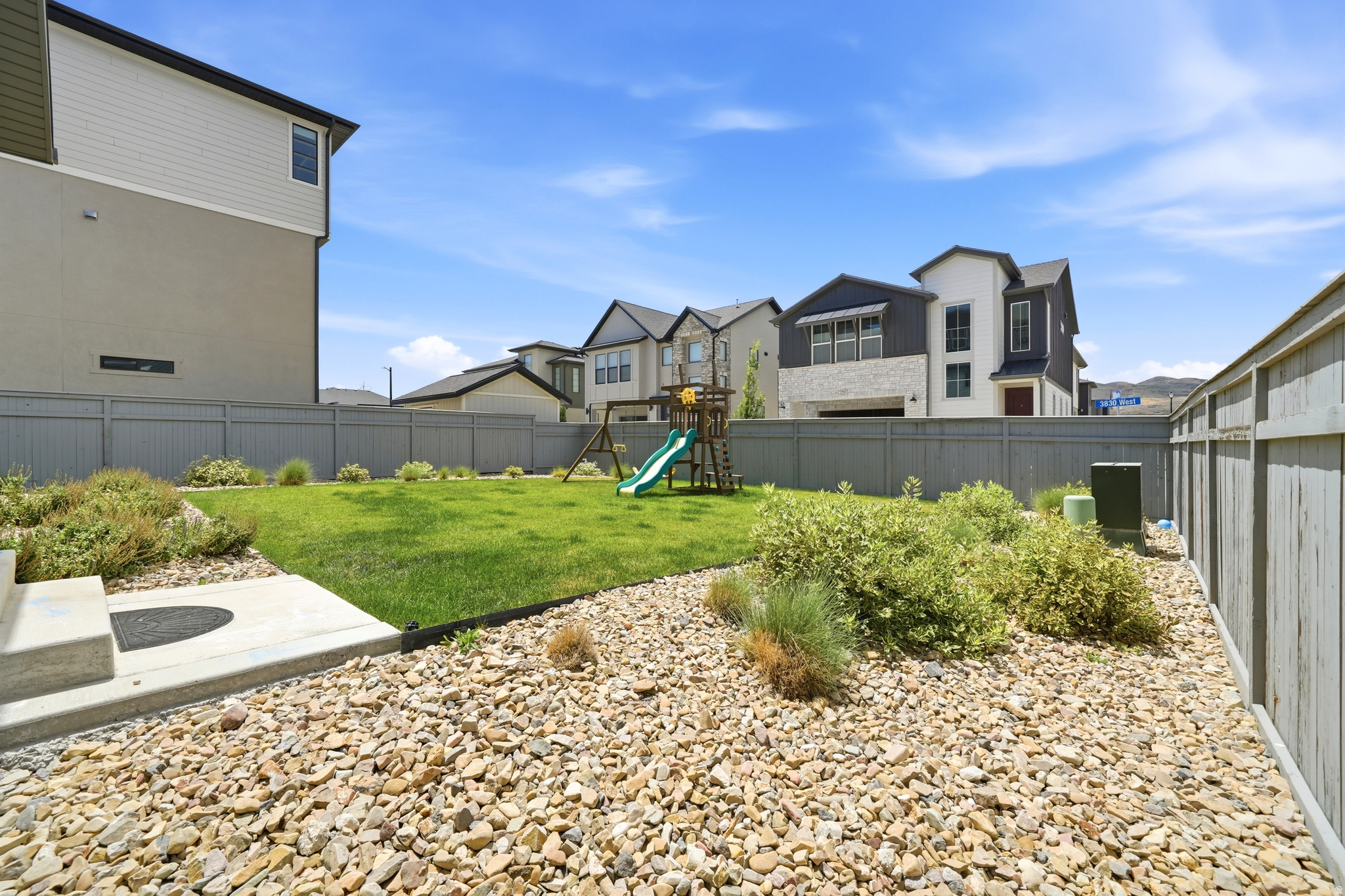 HOLBROOK - Residential