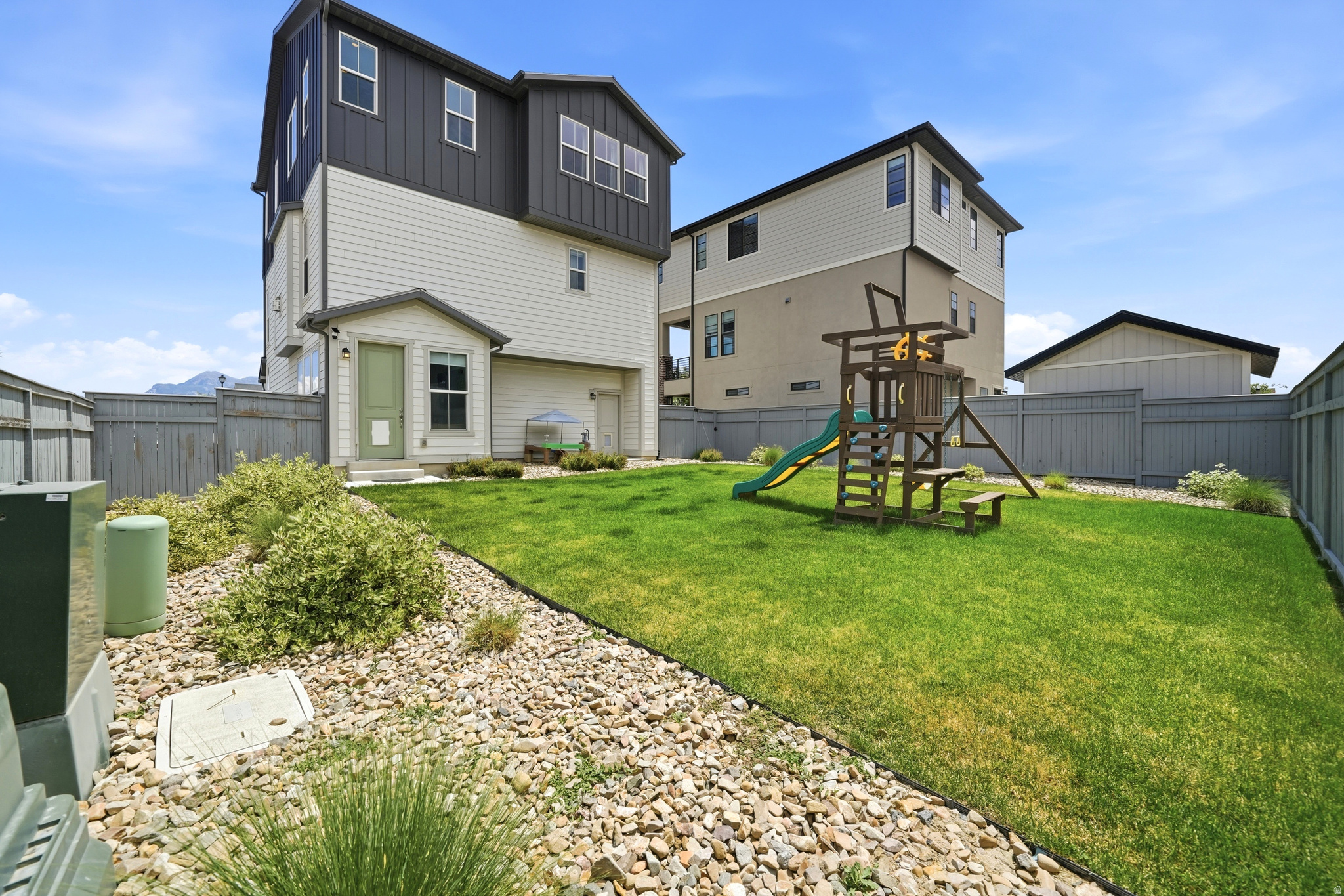 HOLBROOK - Residential