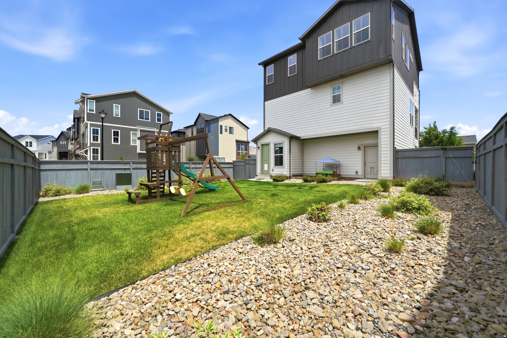 HOLBROOK - Residential