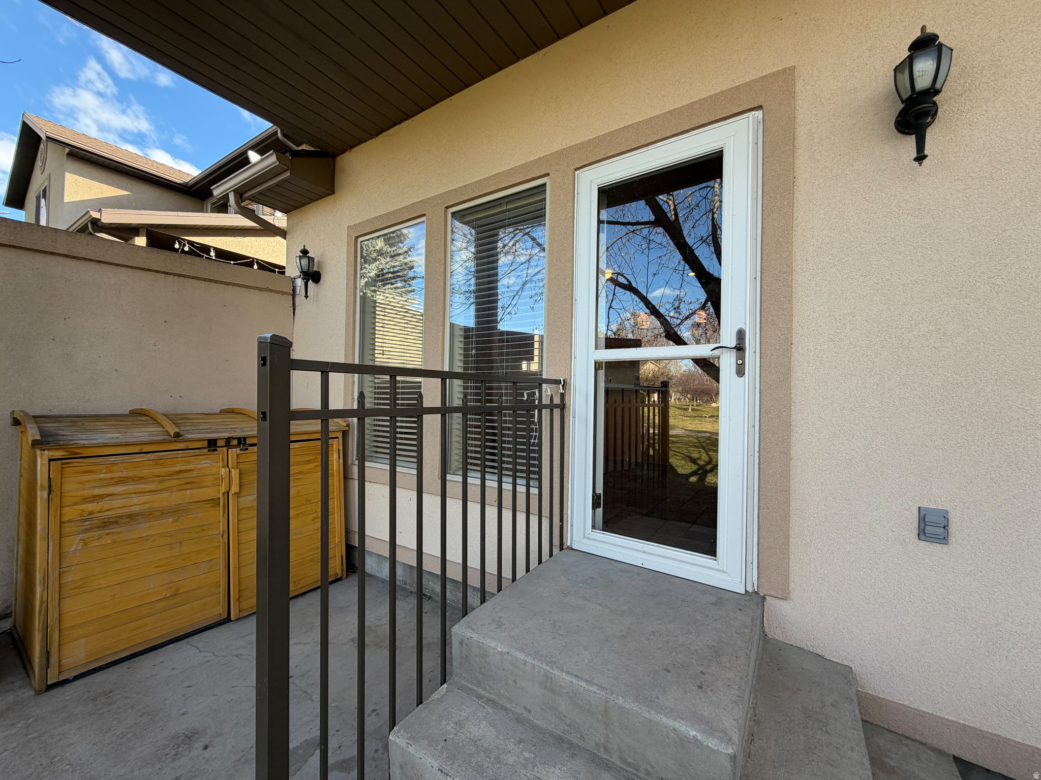 PLEASANT MEADOWS - Residential