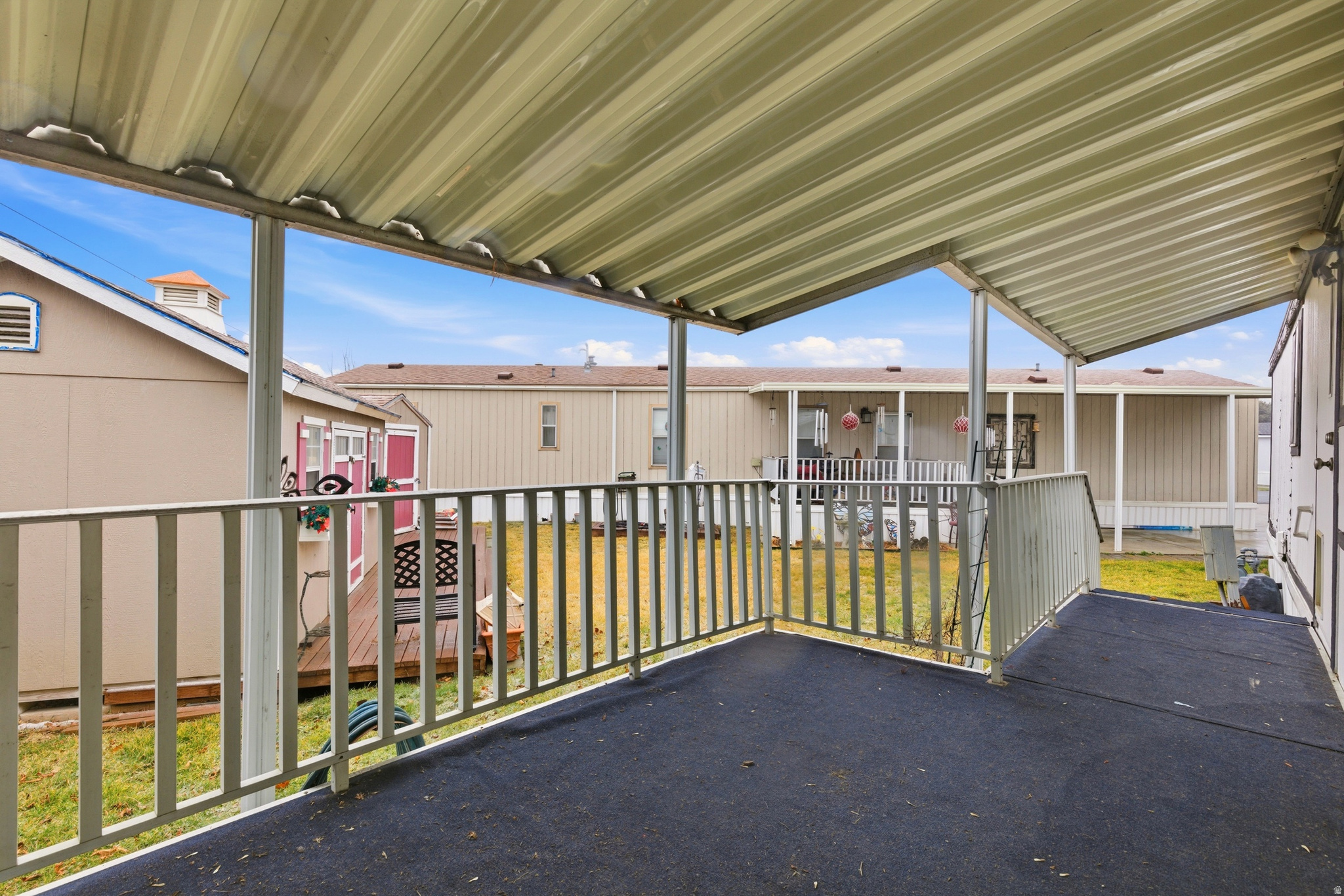 APPLEWOOD - Residential