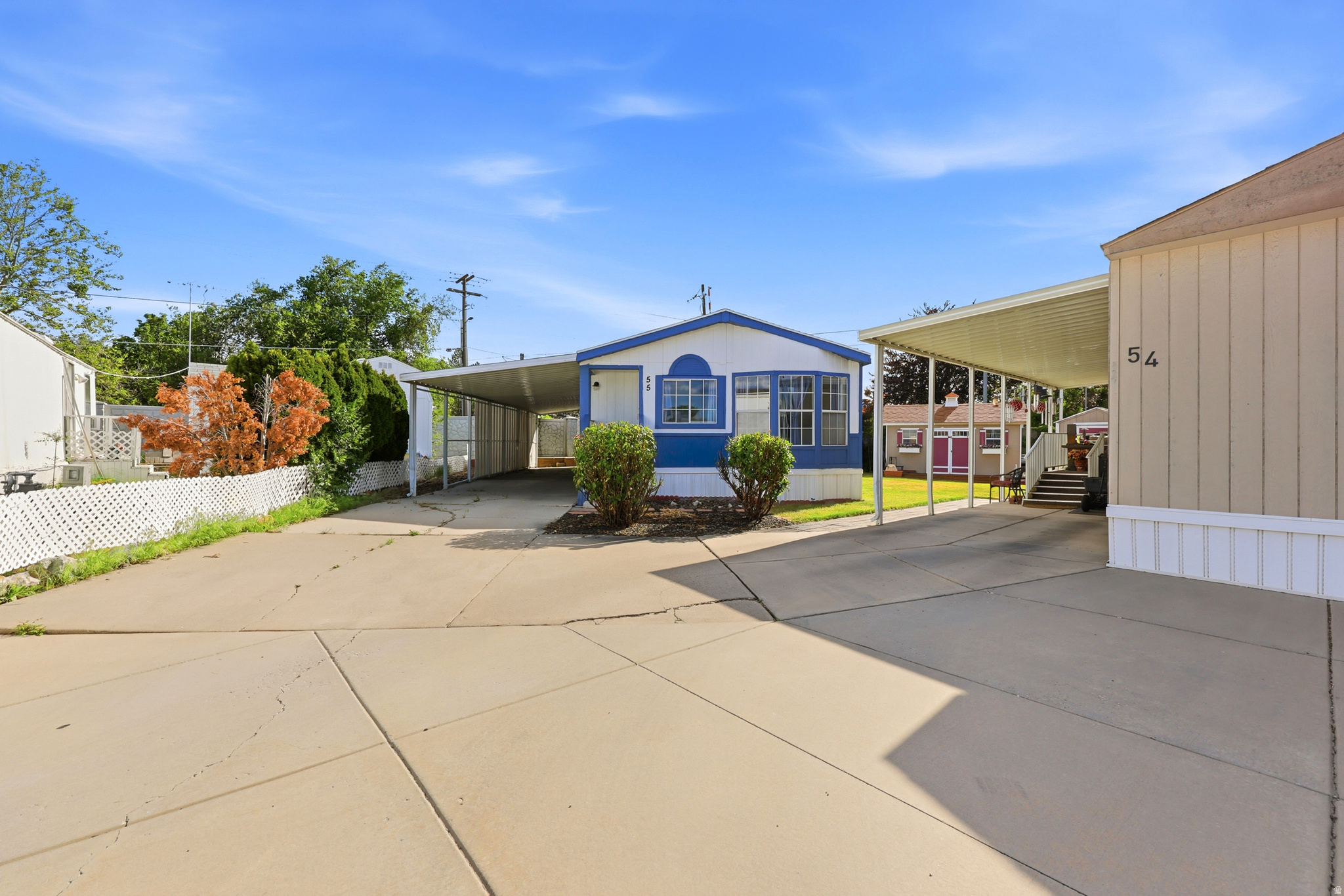 APPLEWOOD - Residential