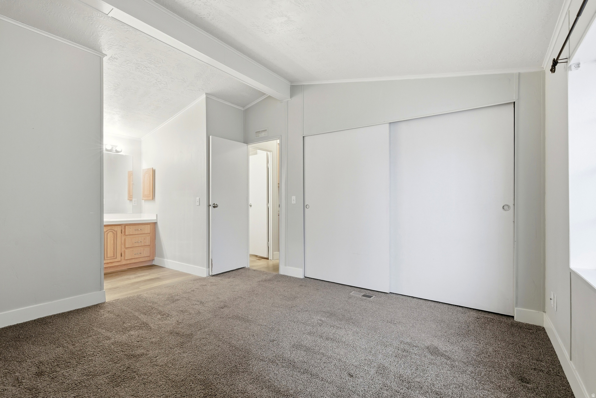 APPLEWOOD - Residential