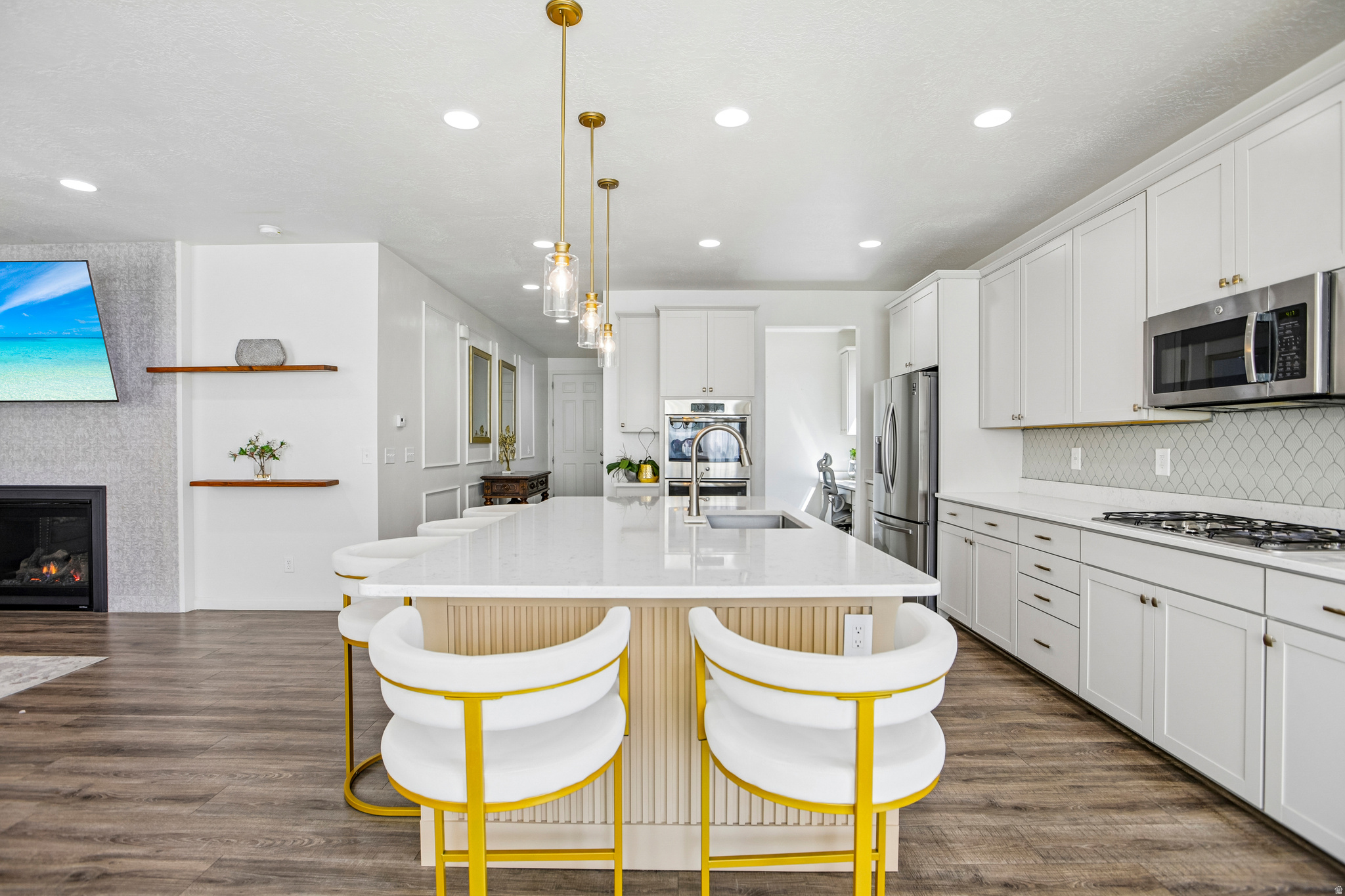 ANTHEM PARK - Residential