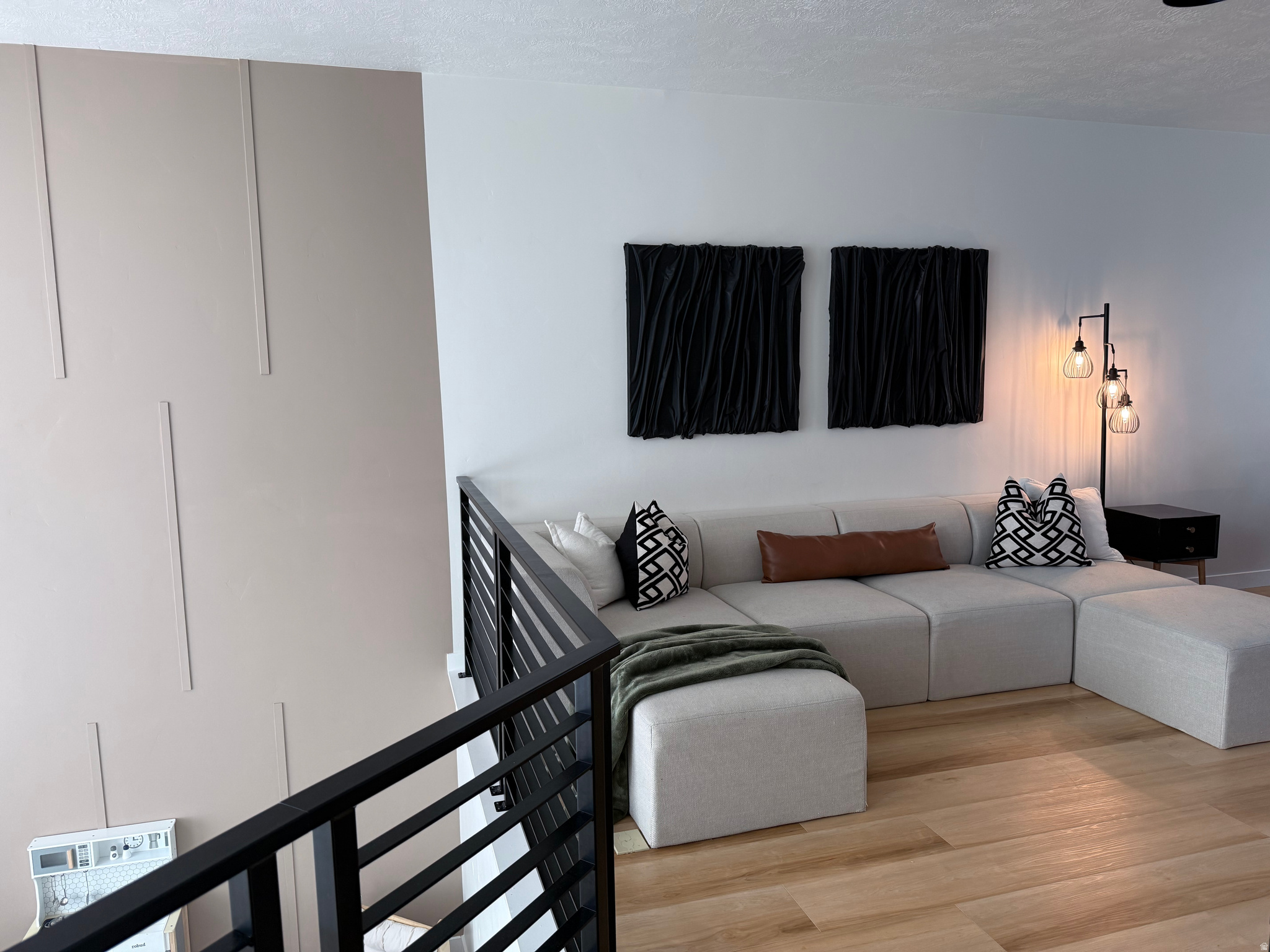 MEADOWBROOK - Residential