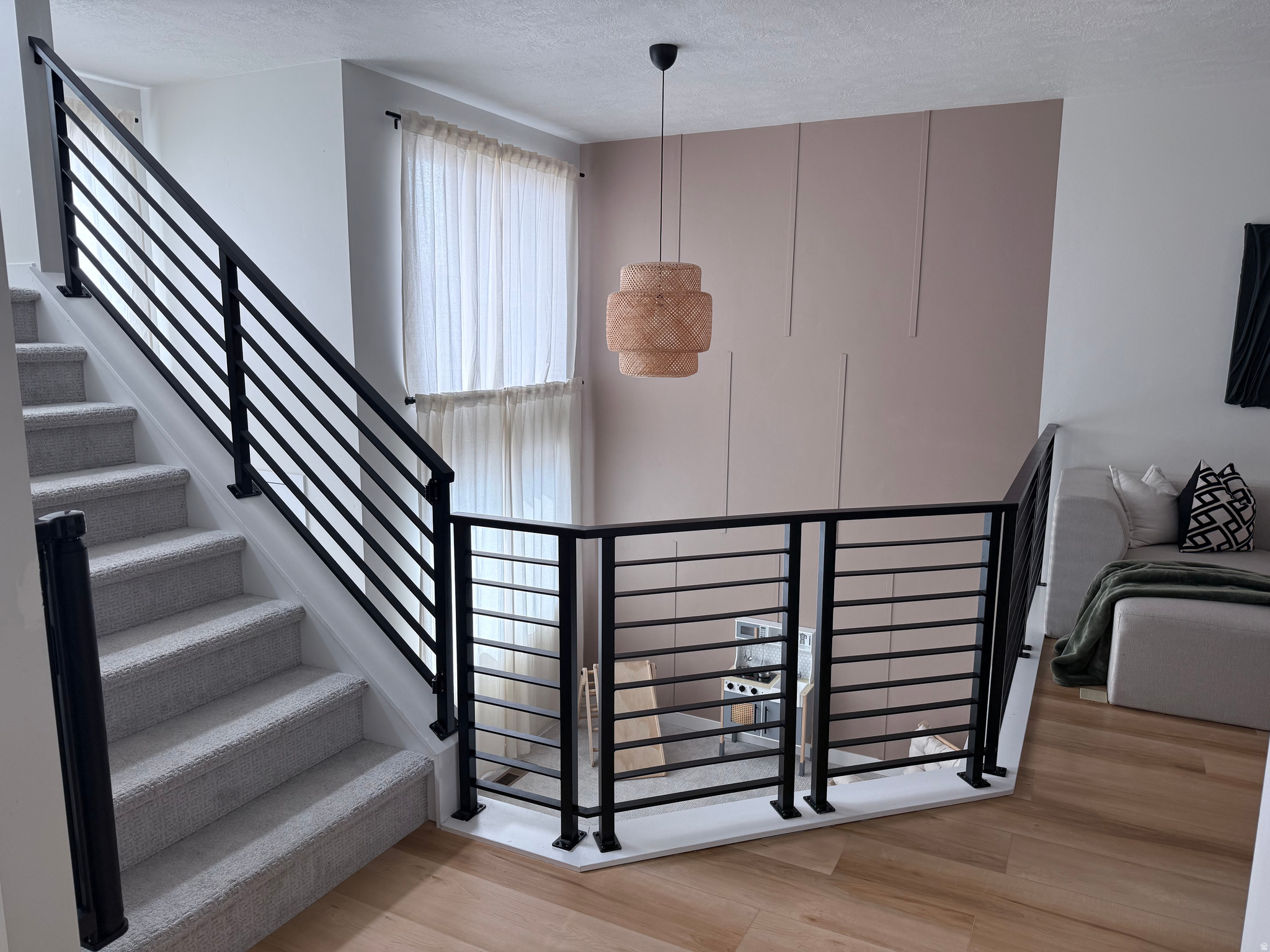 MEADOWBROOK - Residential