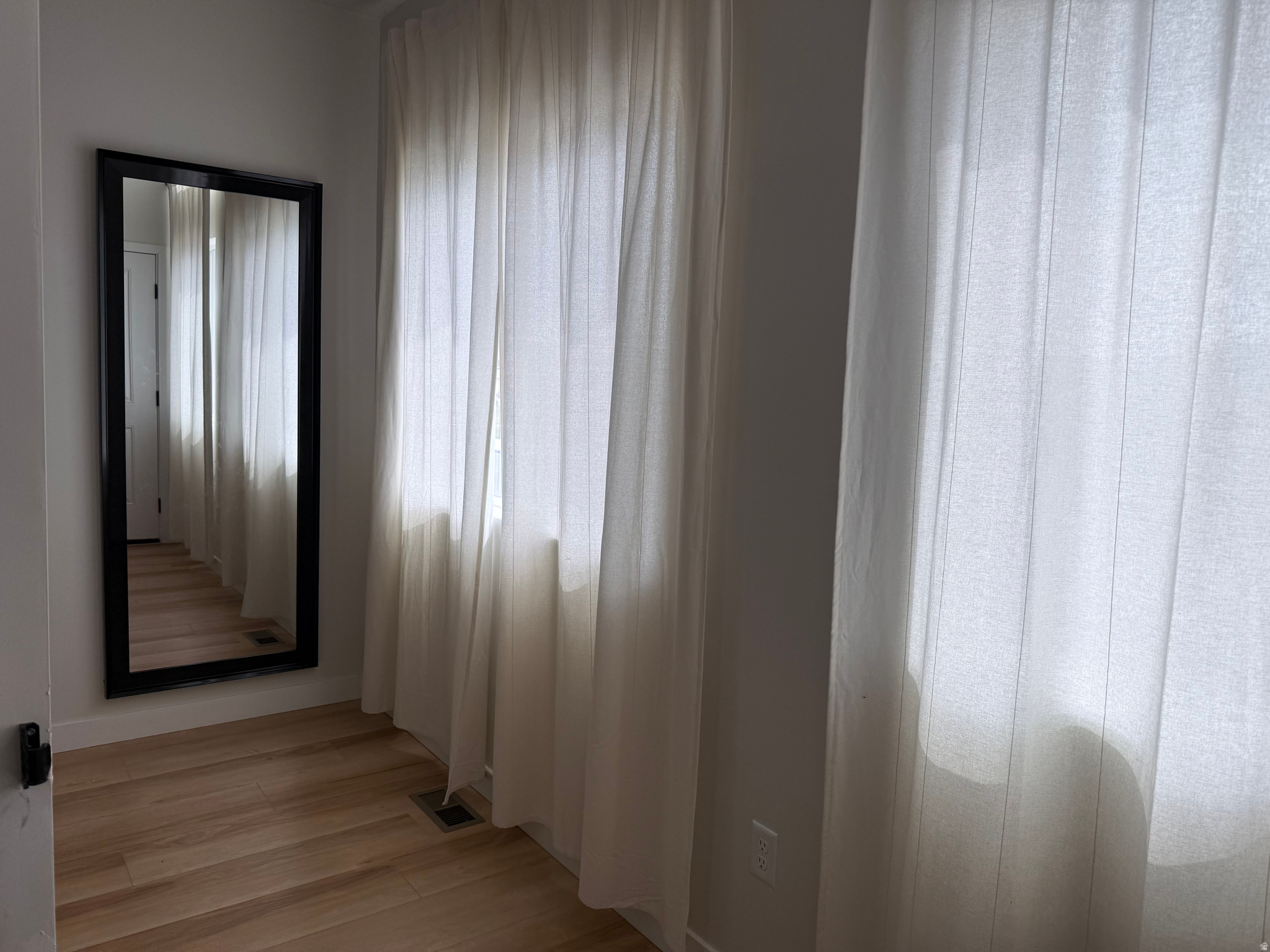 MEADOWBROOK - Residential