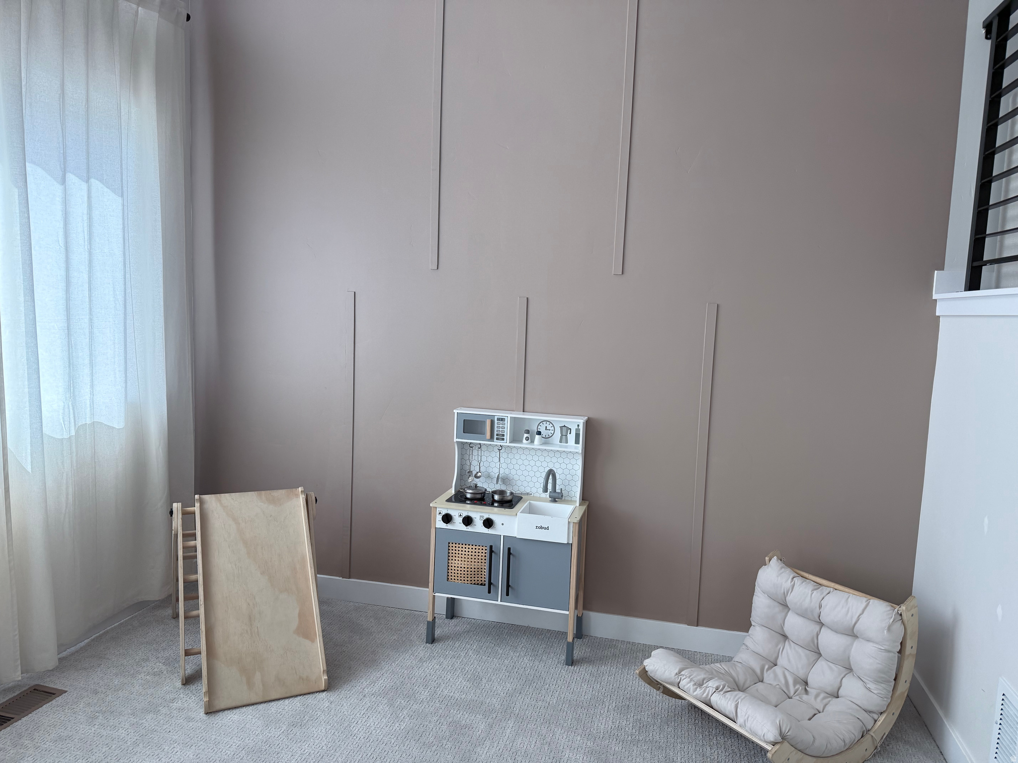 MEADOWBROOK - Residential