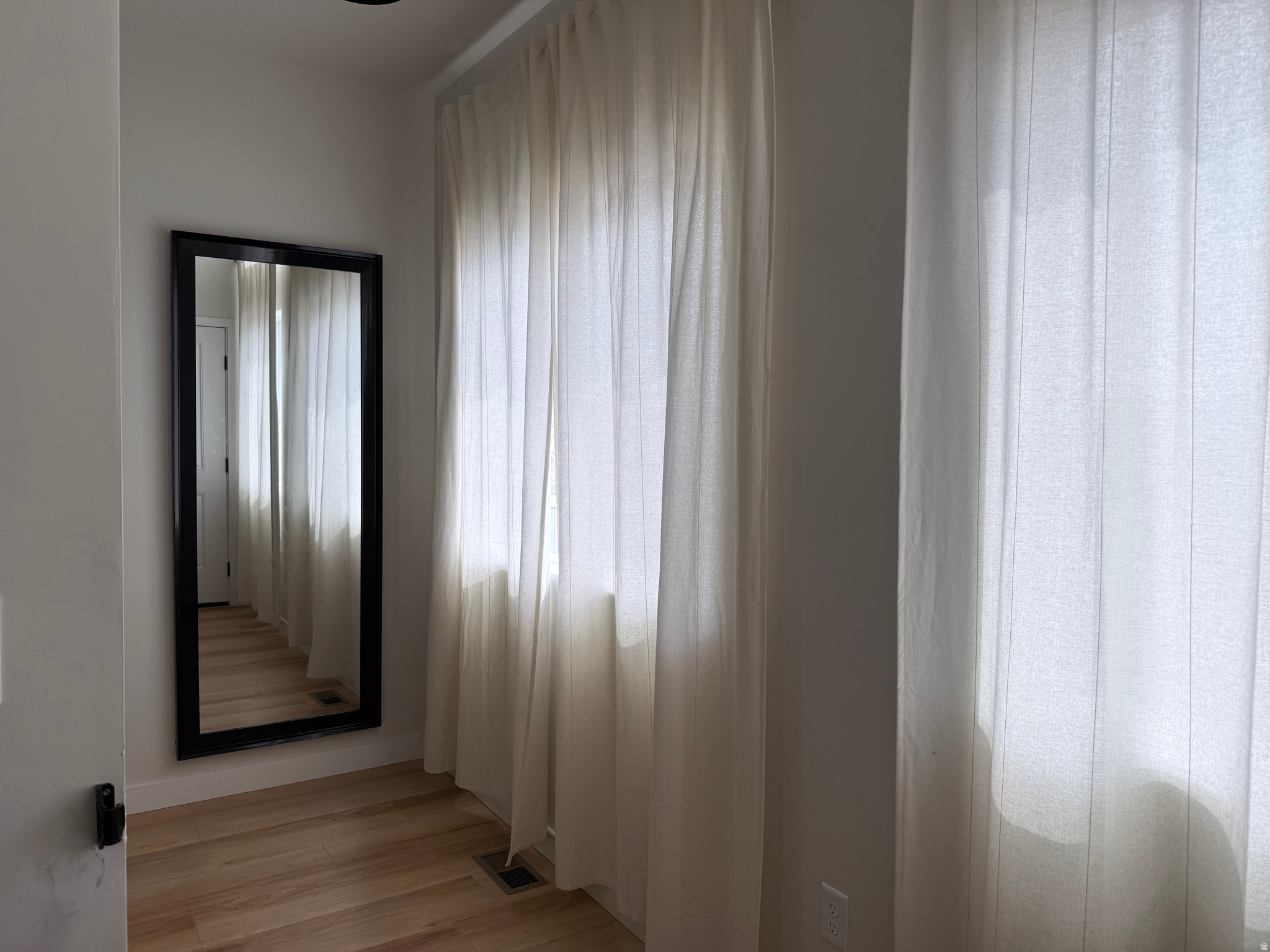 MEADOWBROOK - Residential