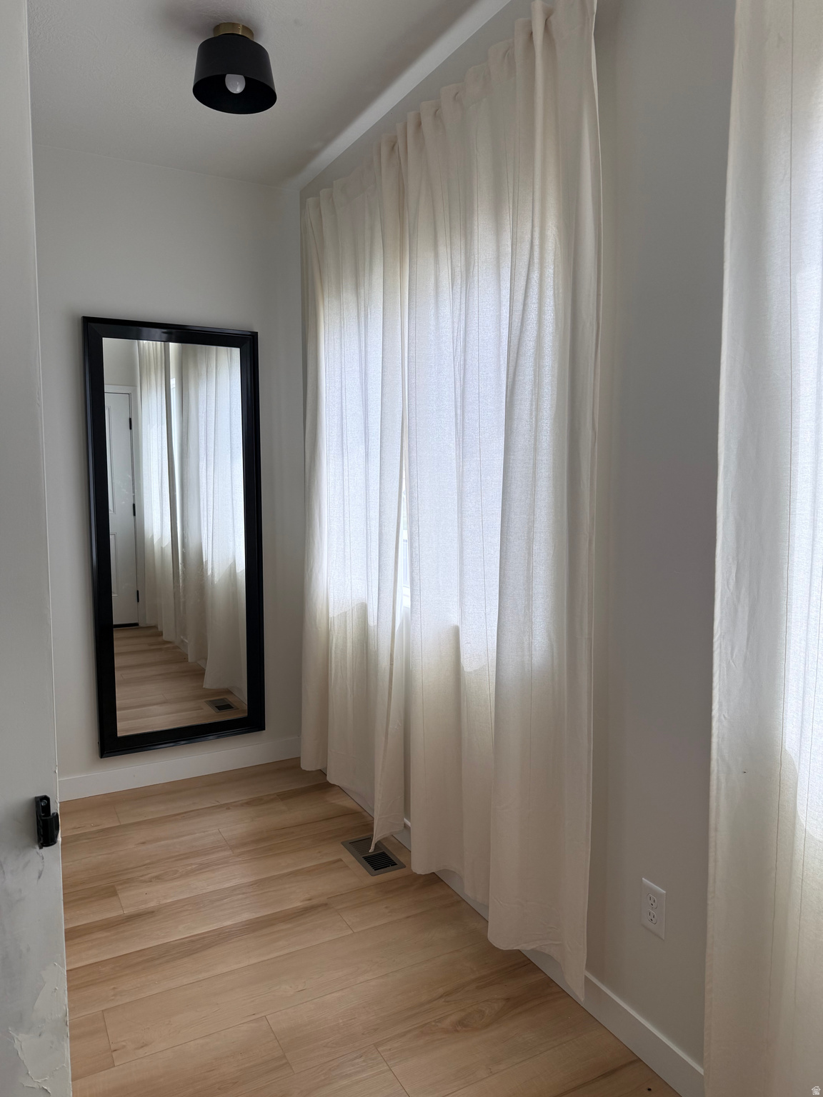 MEADOWBROOK - Residential