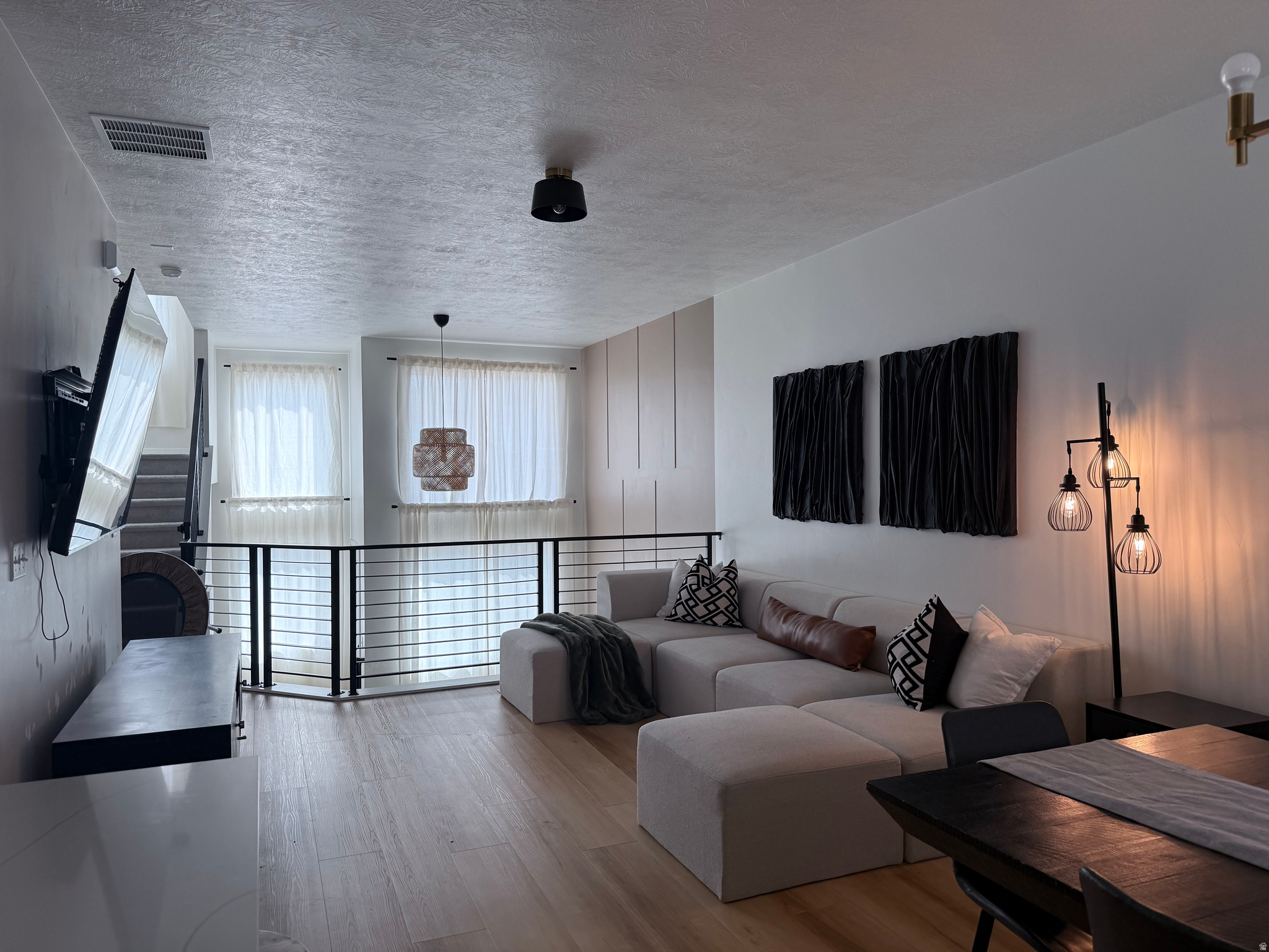 MEADOWBROOK - Residential