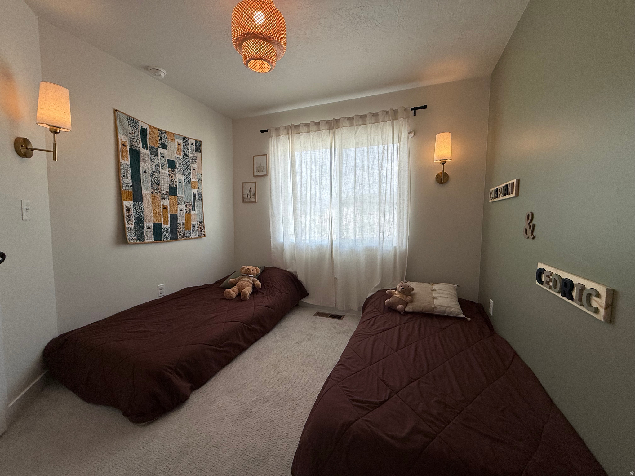 MEADOWBROOK - Residential