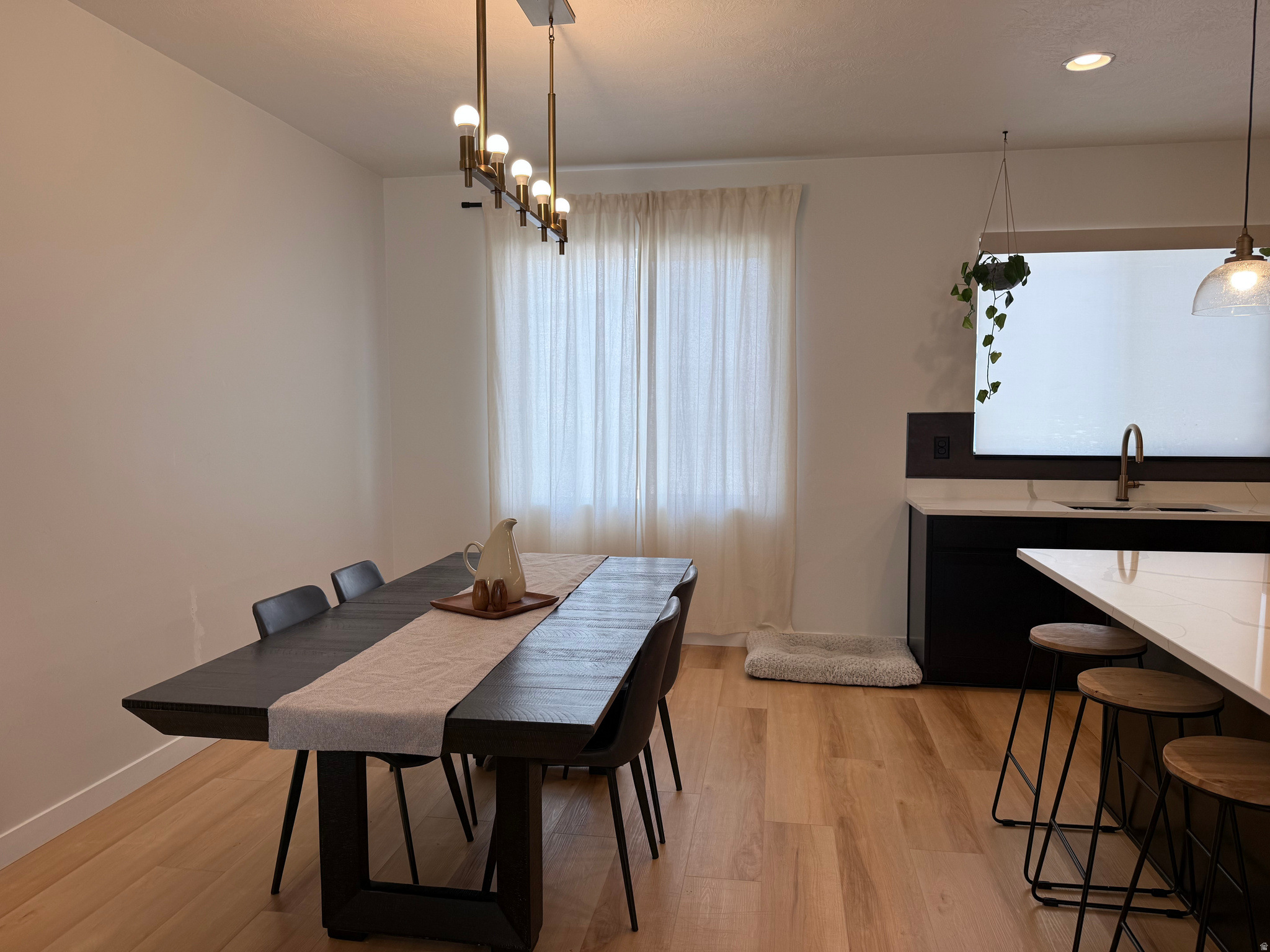 MEADOWBROOK - Residential