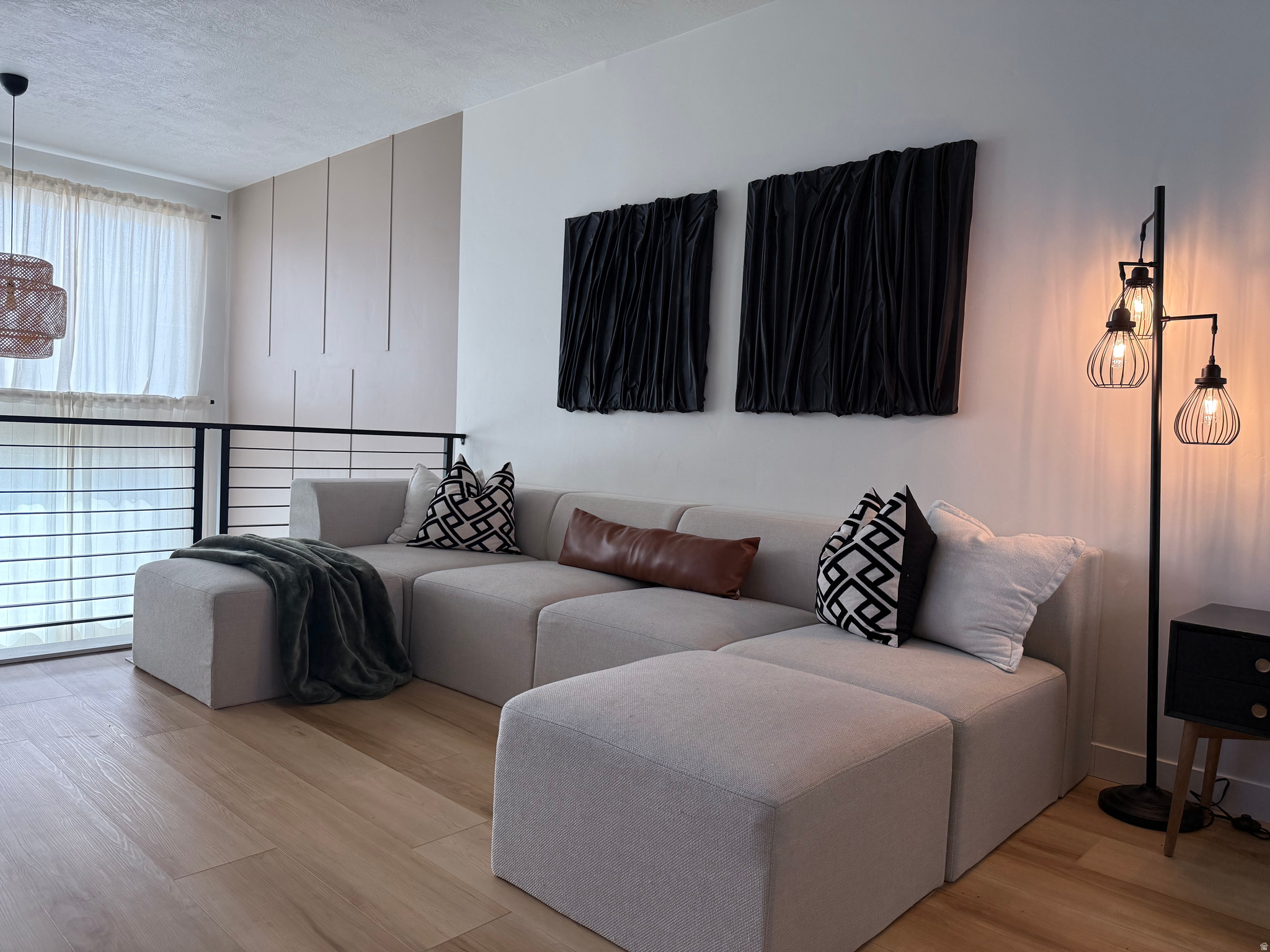 MEADOWBROOK - Residential