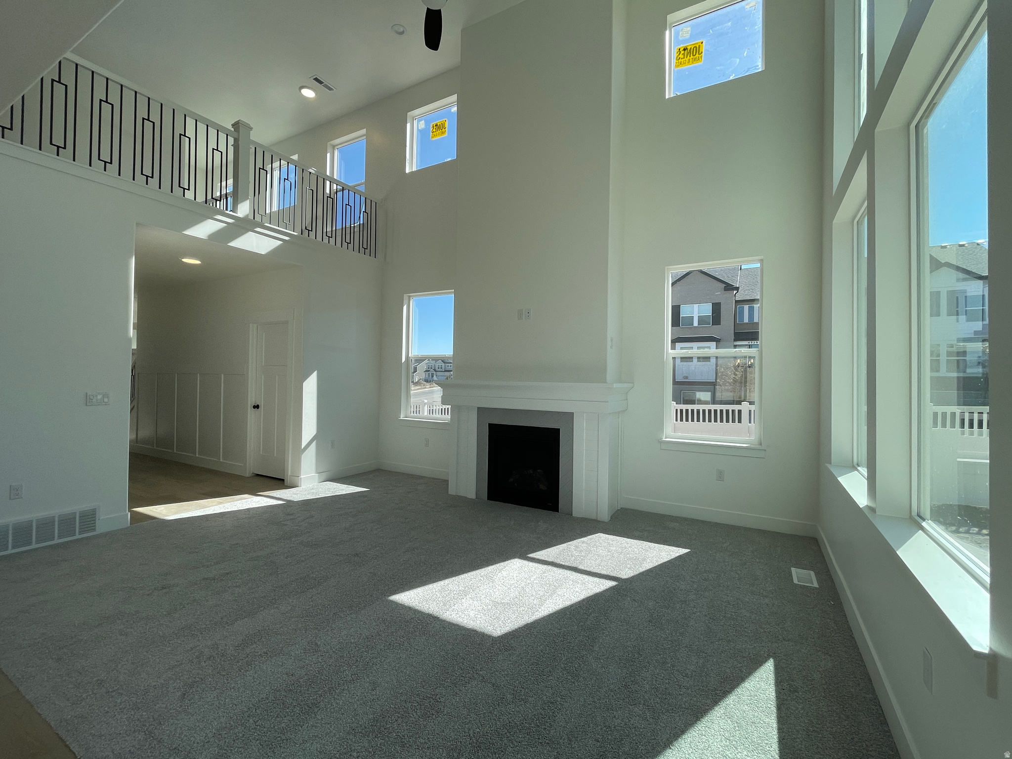 MOUNTAIN RIDGE - Residential