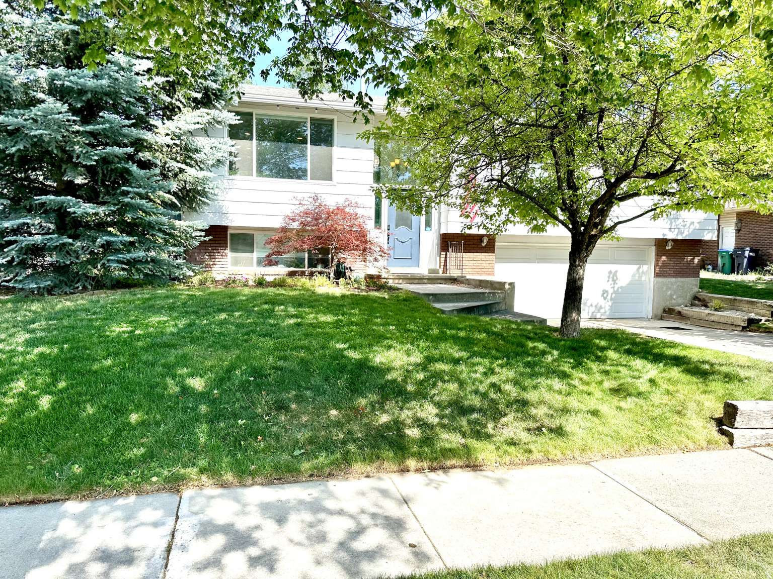 RAINTREE VILLAGE - Residential