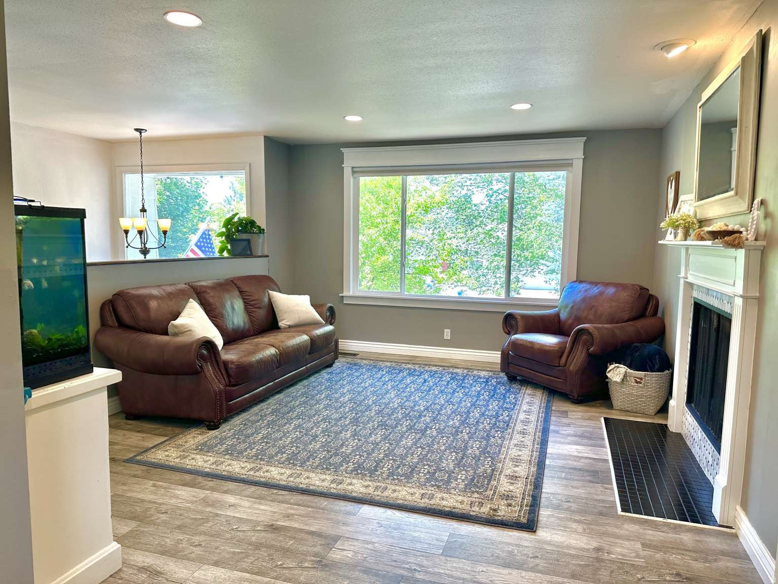 RAINTREE VILLAGE - Residential