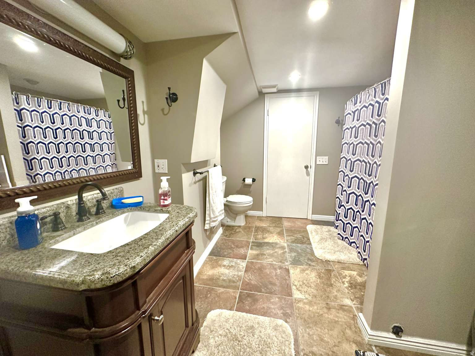 RAINTREE VILLAGE - Residential