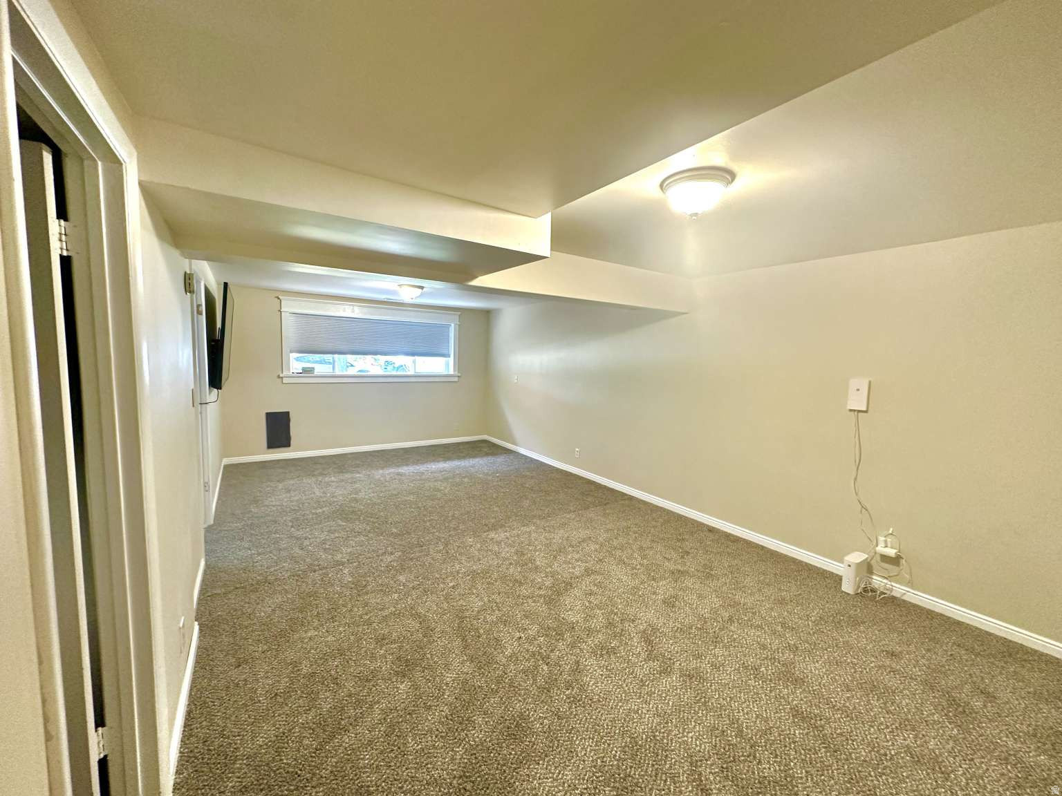 RAINTREE VILLAGE - Residential