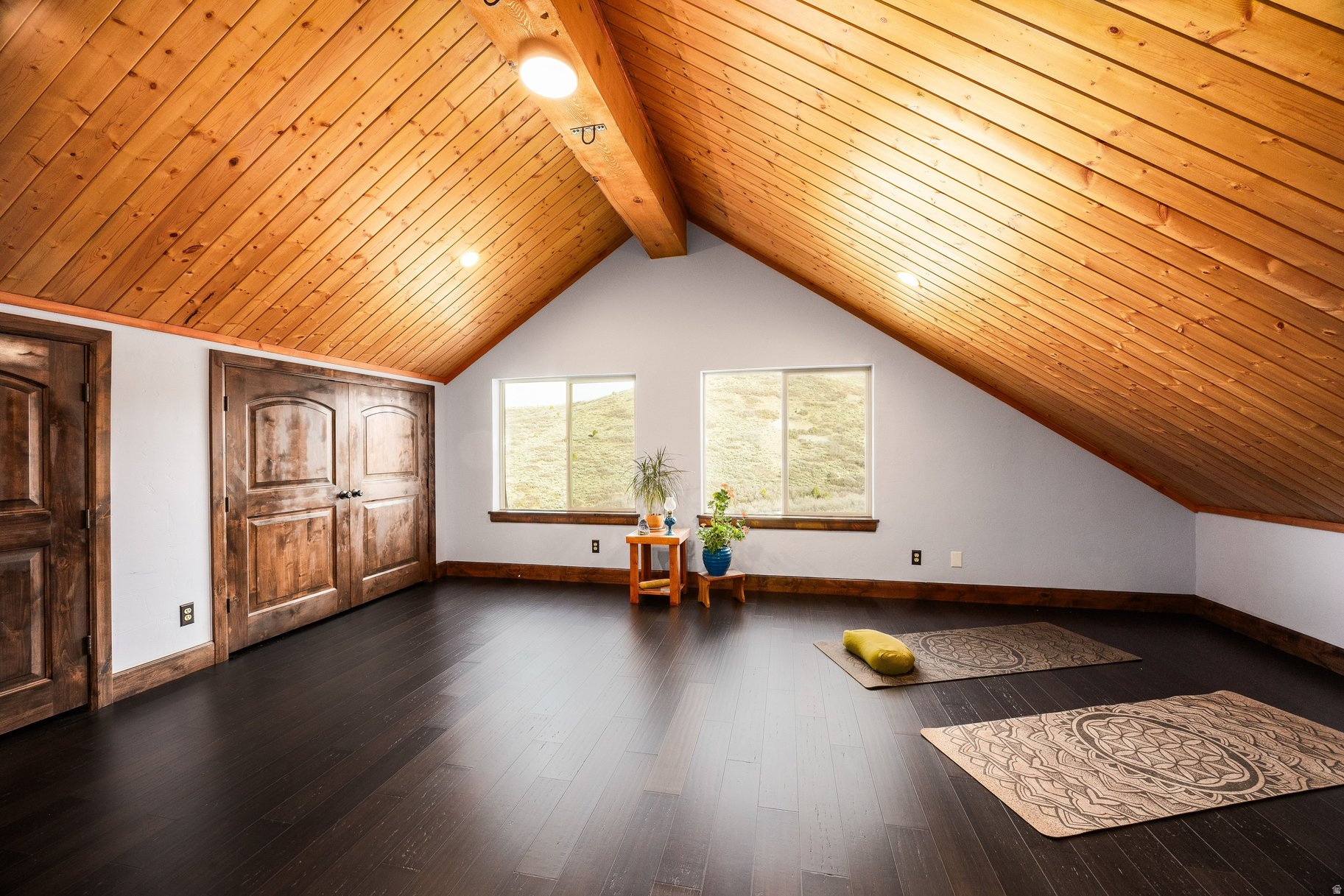 BIG POLE ESTATES - Residential