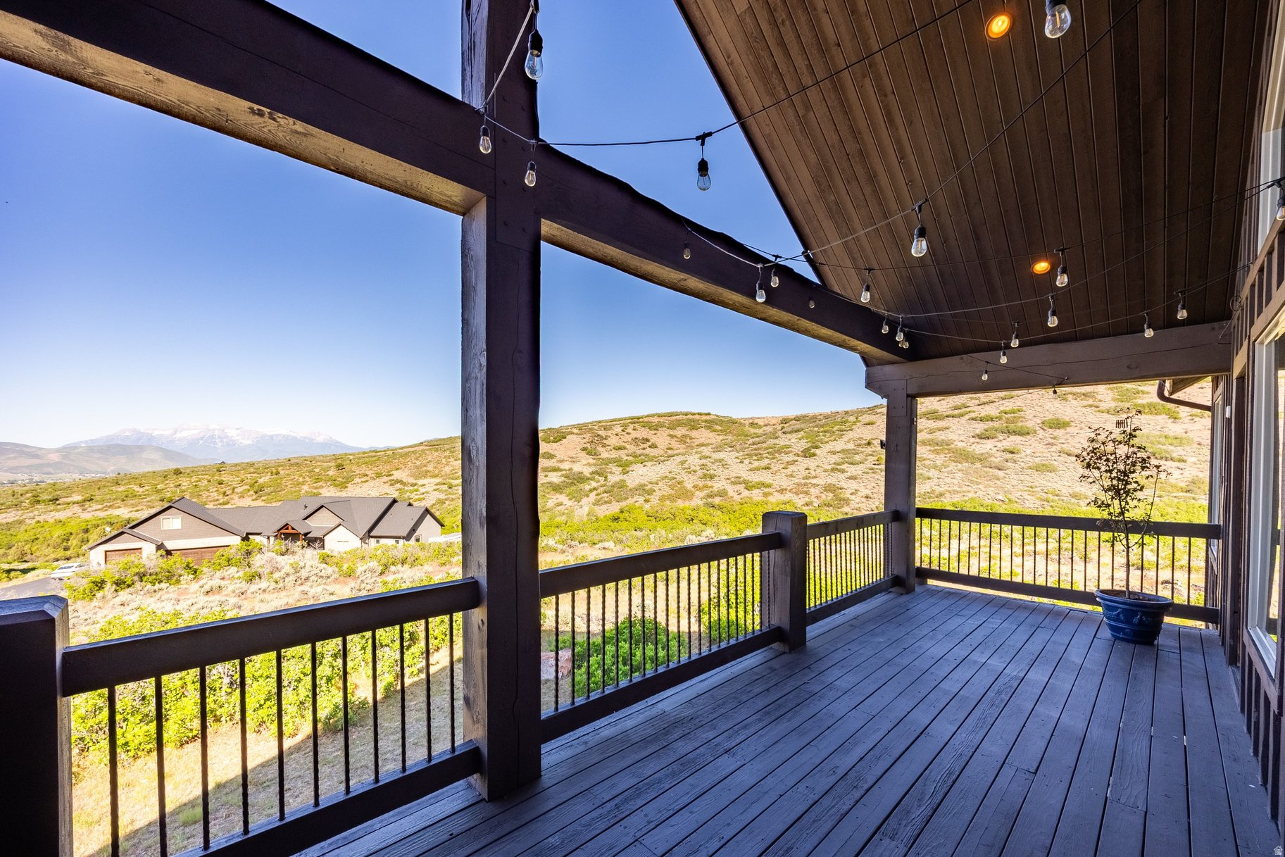 BIG POLE ESTATES - Residential
