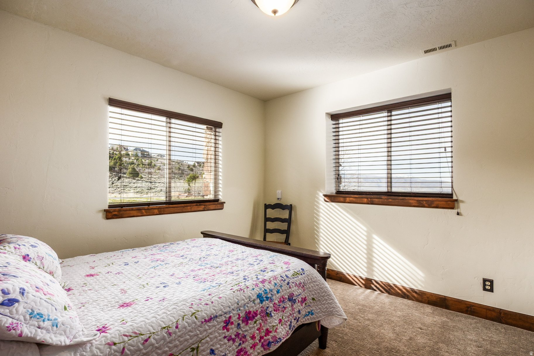 BIG POLE ESTATES - Residential