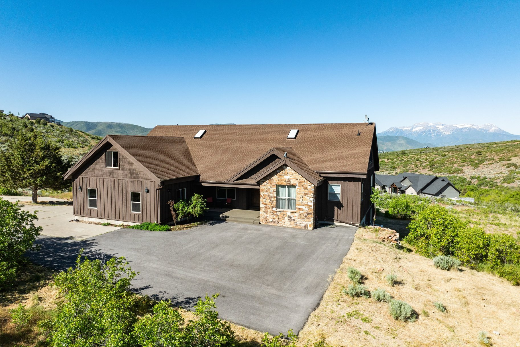 BIG POLE ESTATES - Residential