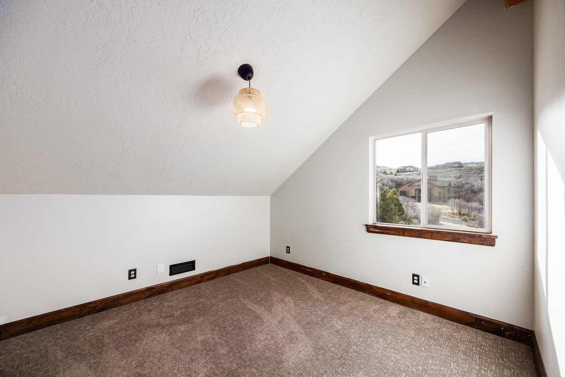 BIG POLE ESTATES - Residential