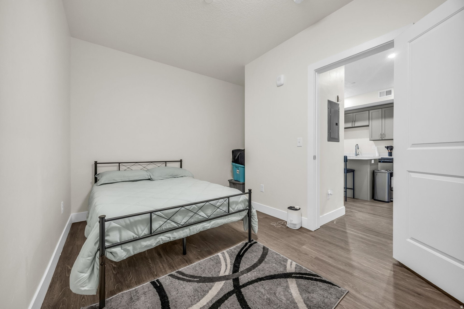 FALCON RIDGE - Residential